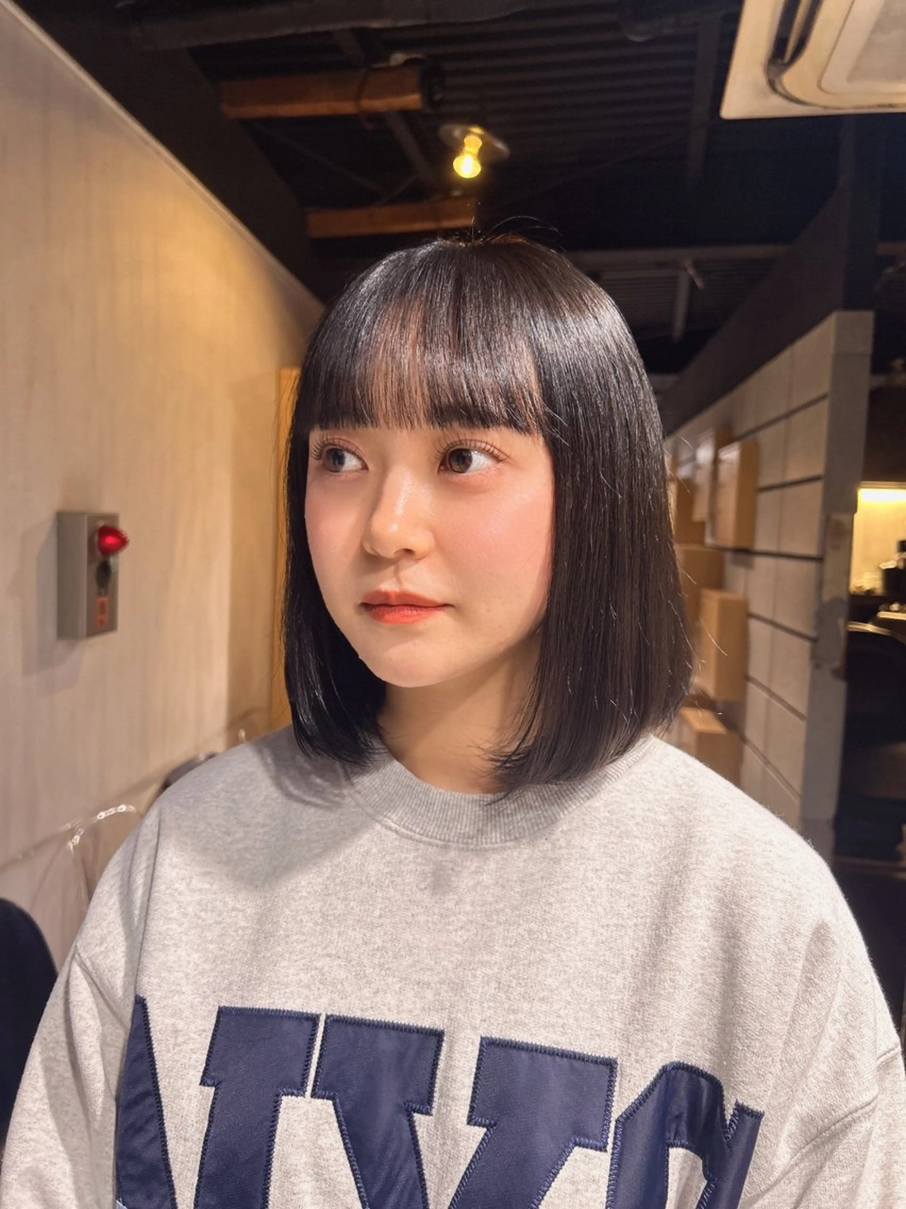 ミディアム 韓国風カラー 韓国風ヘア レイヤーカット ワンホンレイヤー MEI🎀垢抜けカラ ー🎀韓国styleのヘアスタイル