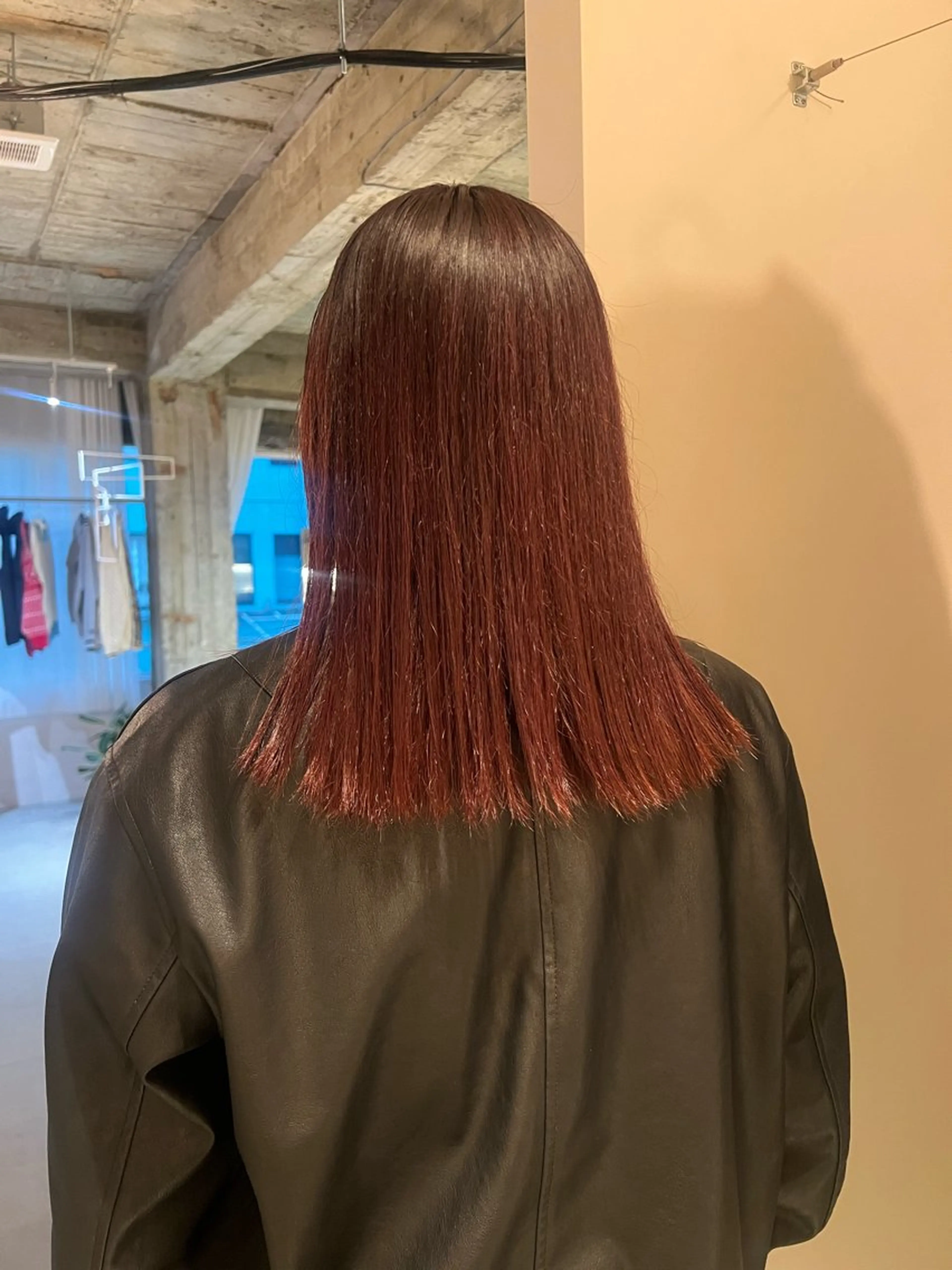 カラー 伊藤 美咲のヘアスタイル