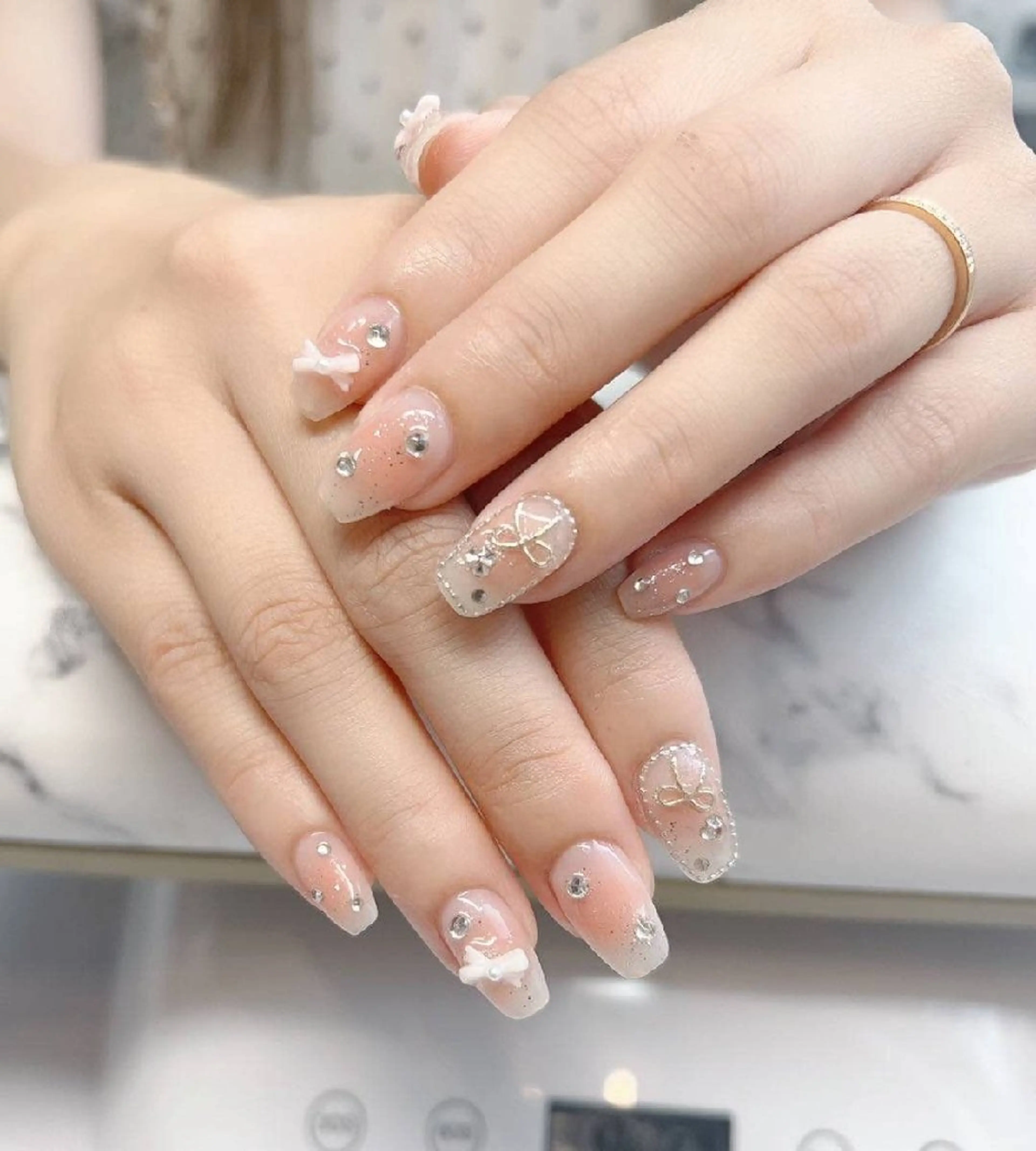 ネイル 持ち込み ネイルサロンred veil所属・RiRi  ネイルサロンのネイルデザイン