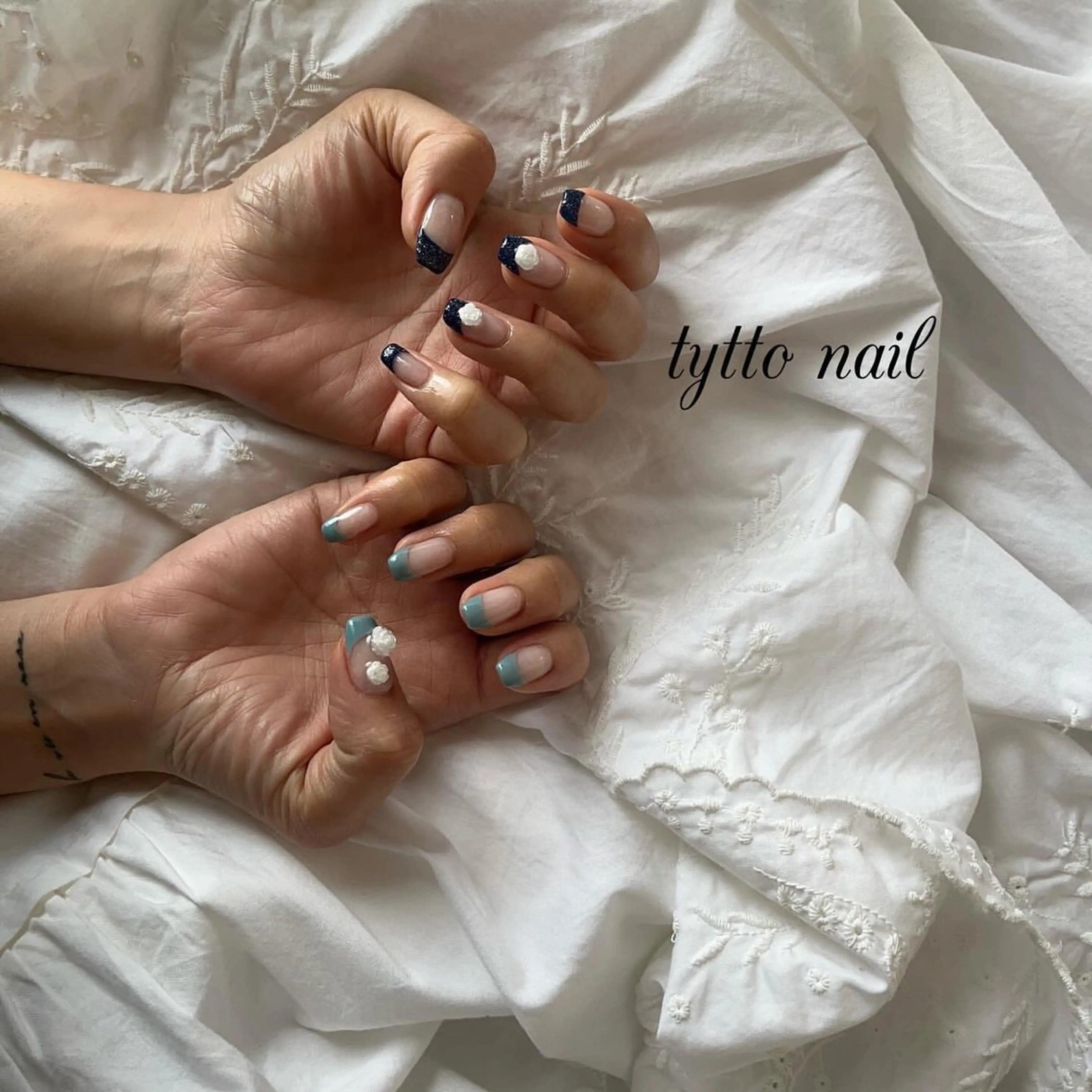 ネイル ブルー フラッシュネイル フレンチネイル オフィスネイル シンプルネイル ハンドネイル tytto nail ❤︎‪‪eri‪‪のネイルデザイン