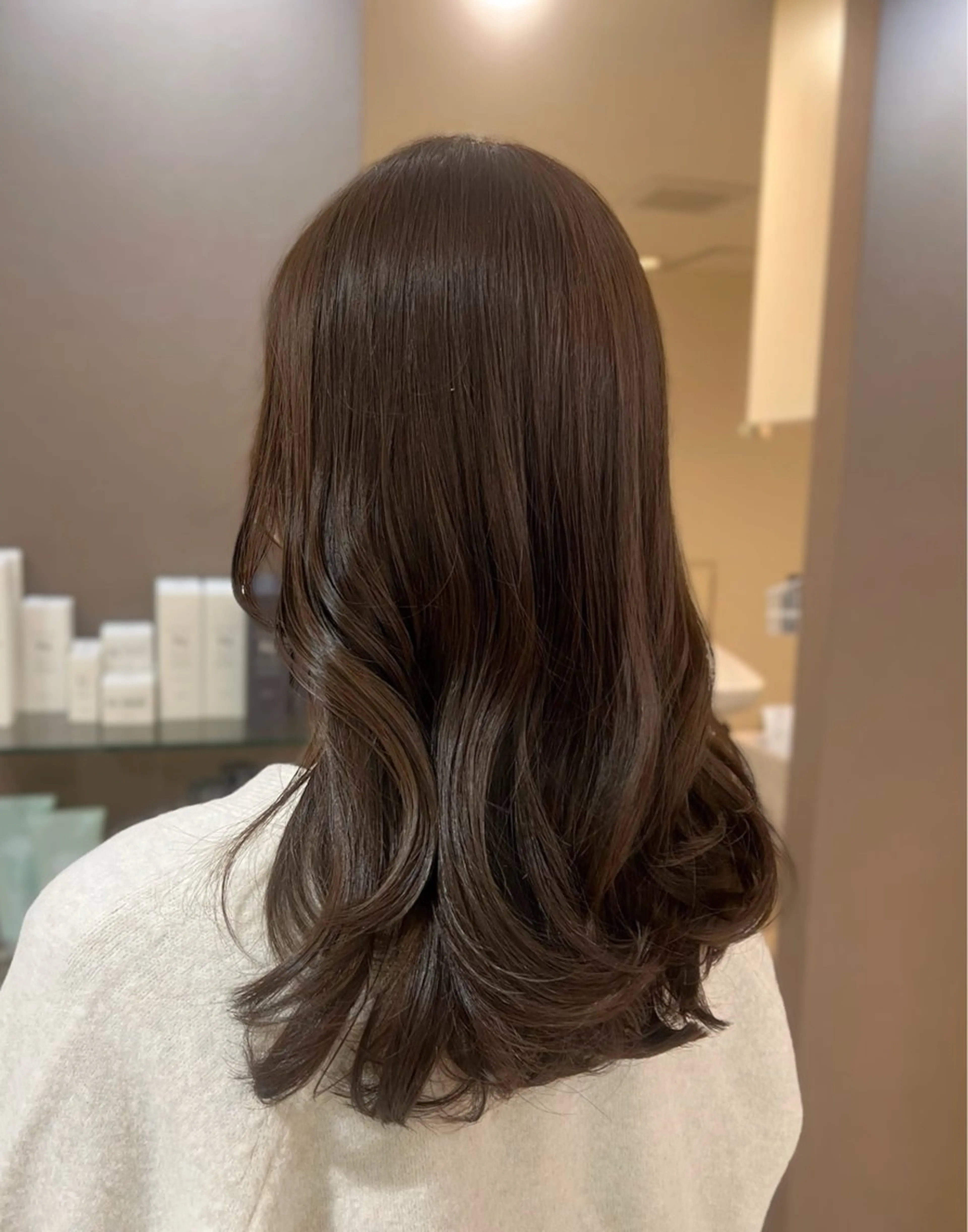 ミディアム ヘアカラー トリートメント Eir 神戸所属・髪質改善/縮毛矯正 長井 美佐子のヘアスタイル