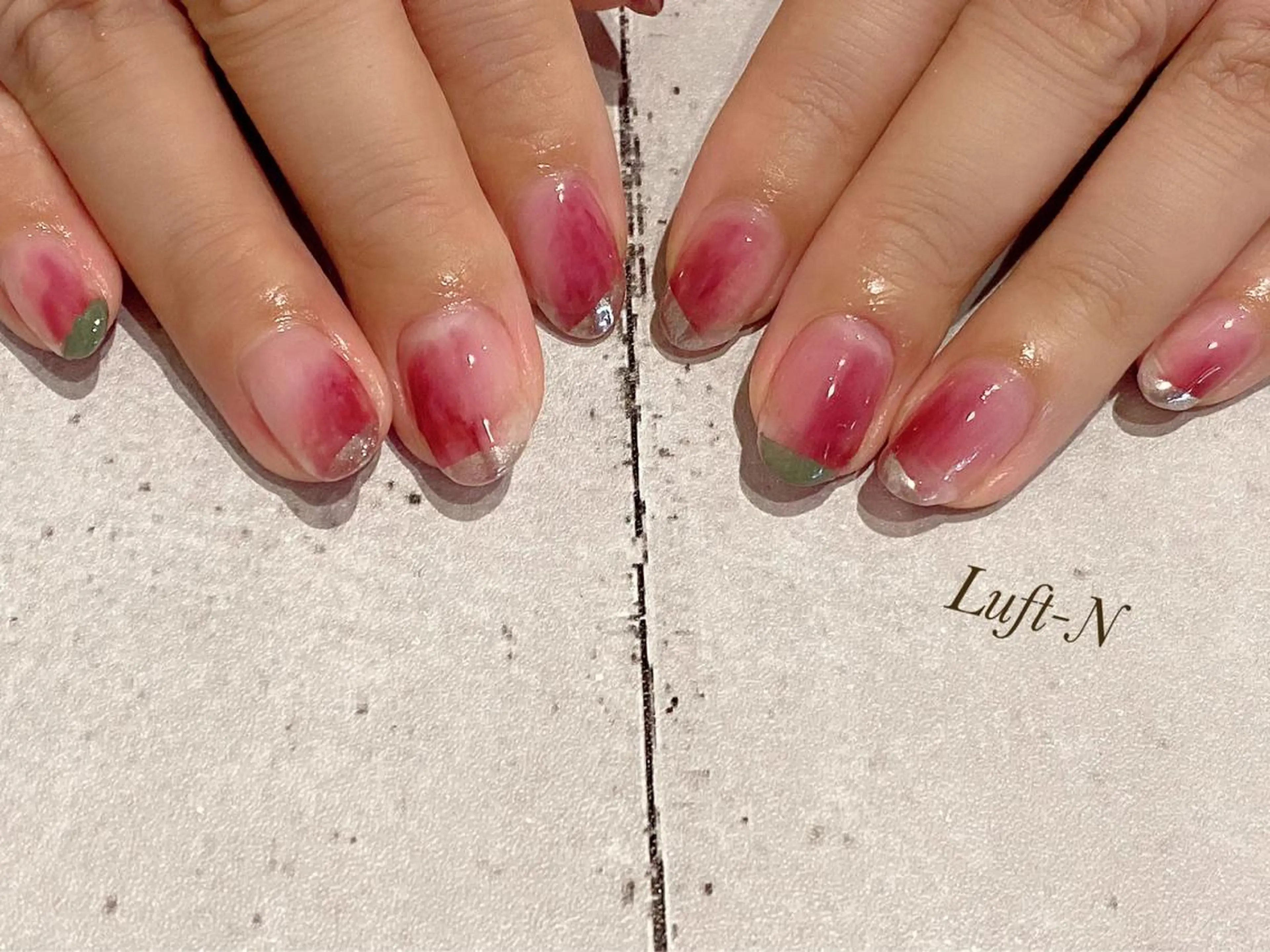 ネイル Nail's Cecile所属・Cecile Rieのネイルデザイン