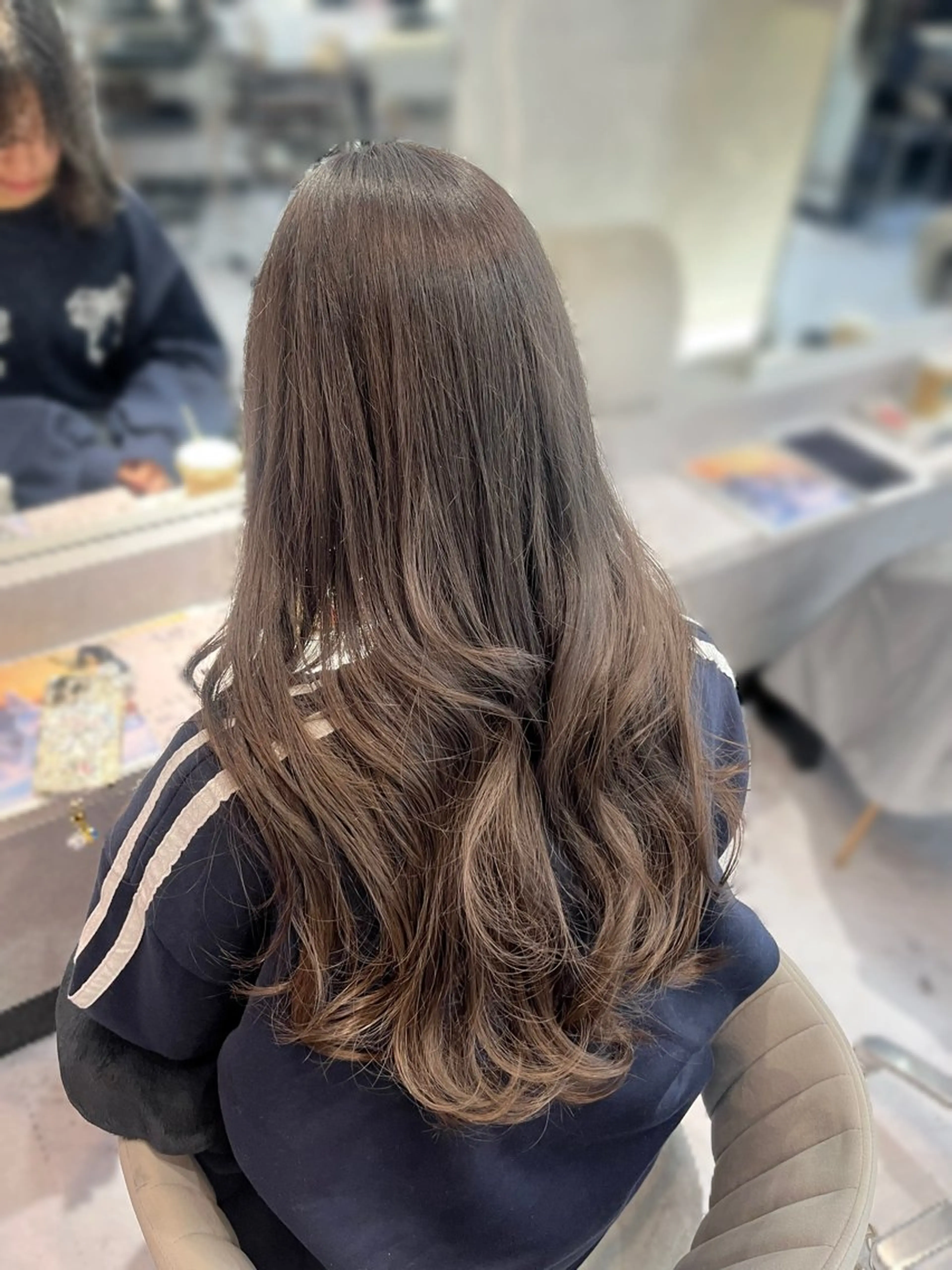 ロング ヘアカラー XENA RENA 名駅 / 艶カラーのヘアスタイル