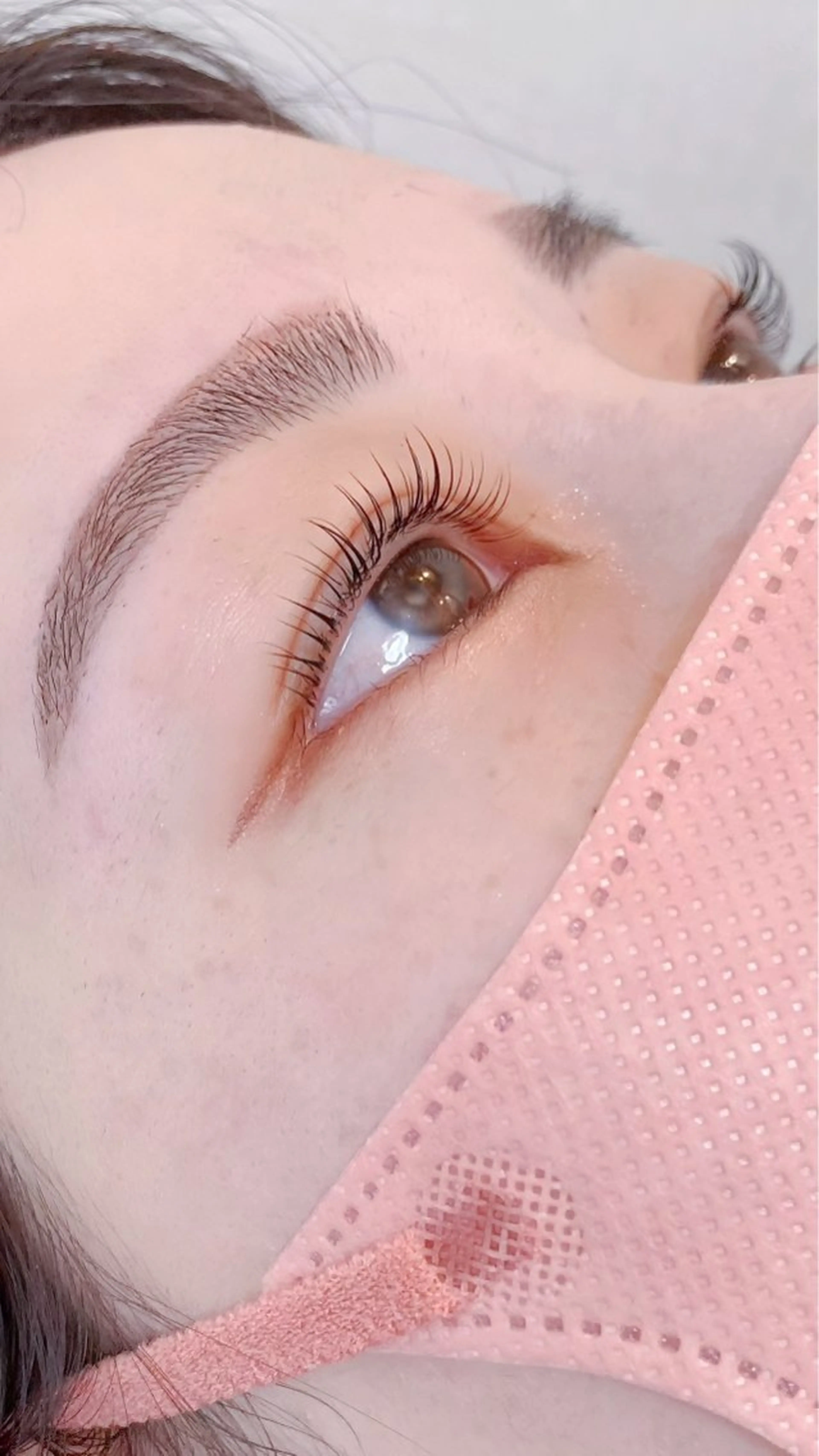 美眉ワックス脱毛とまつげパーマのセットの写真
