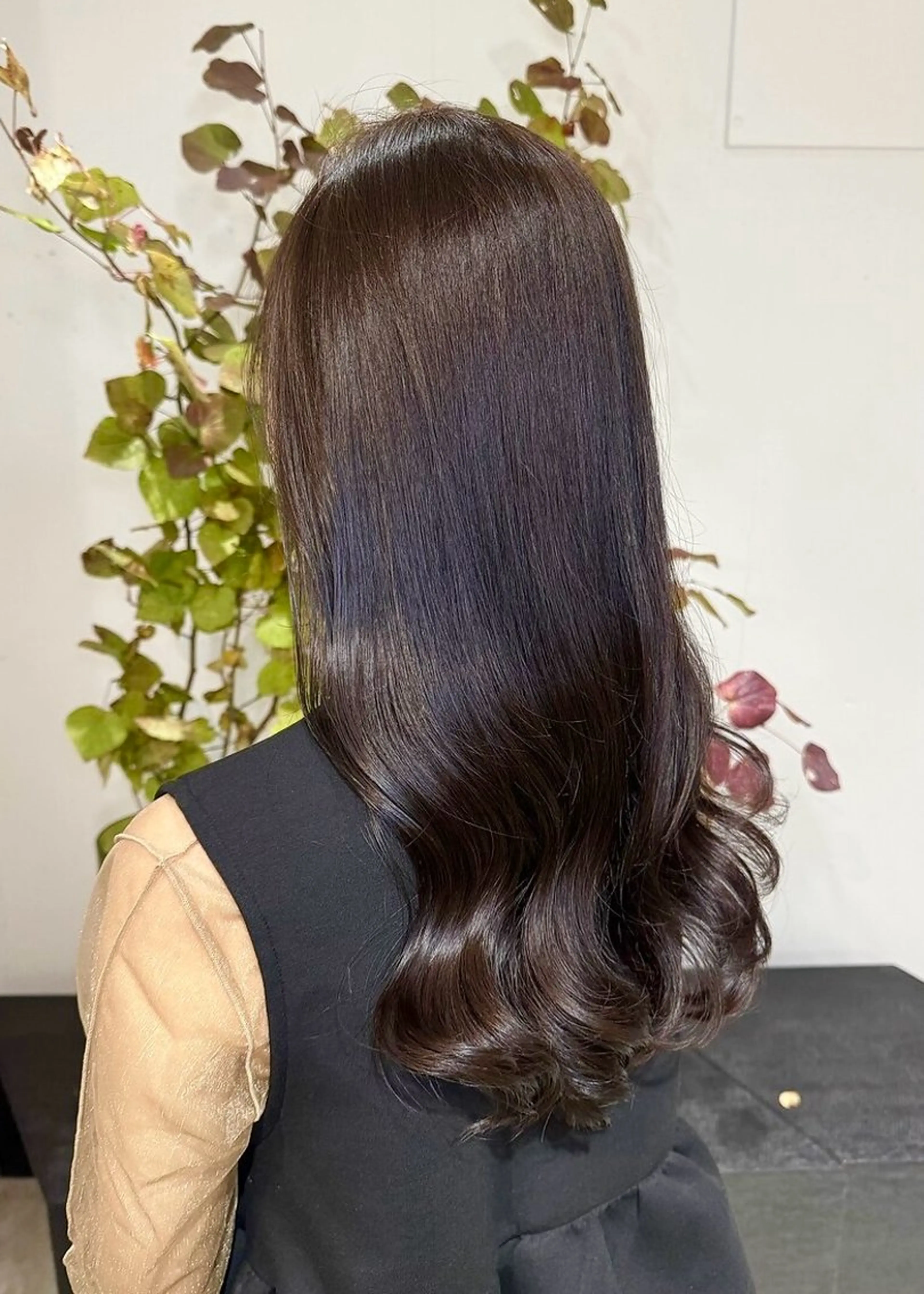 セミロング 東 友貴のヘアスタイル