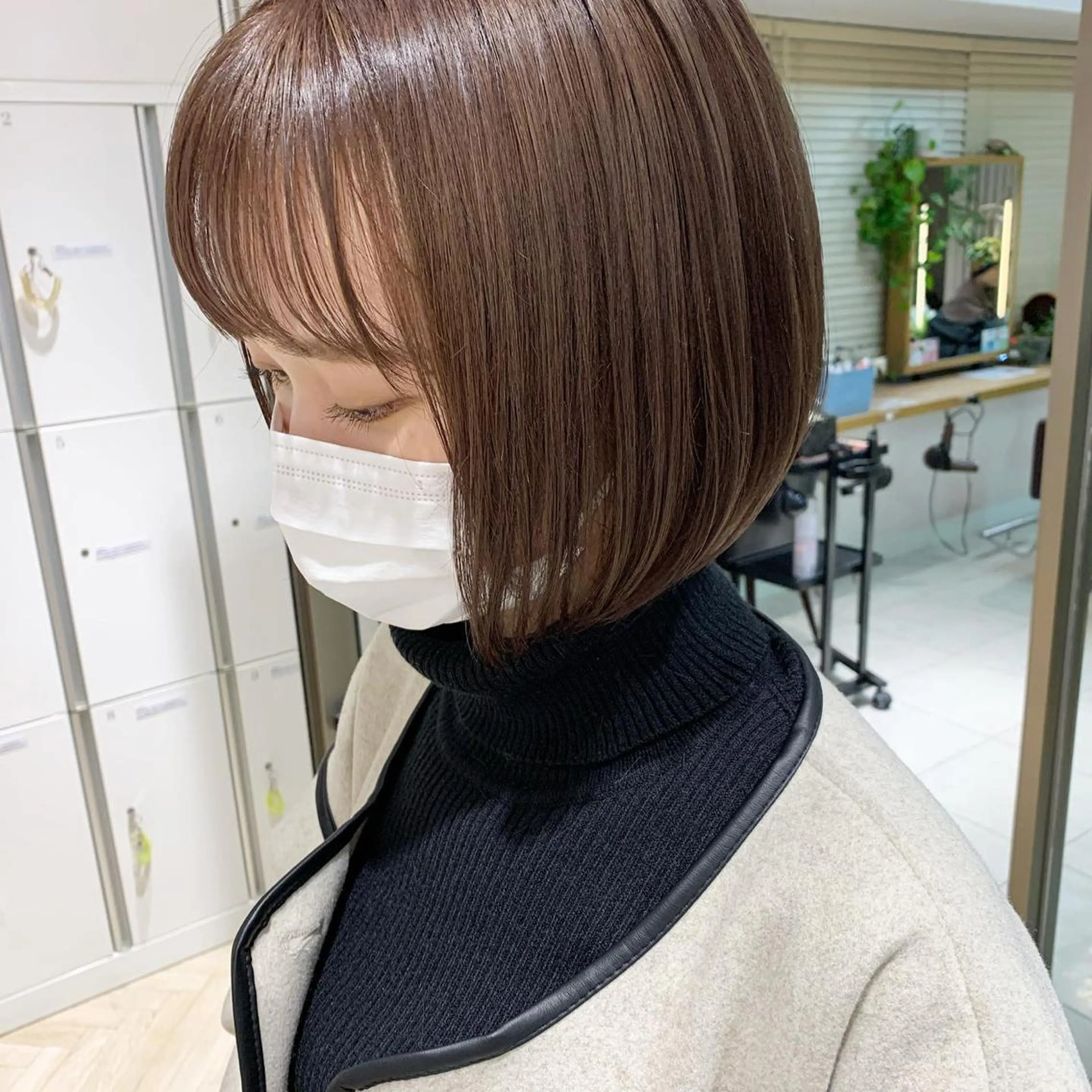 ミディアム カラー ヘアアレンジ ベージュ/オリーブ /ボブ/小笠原汐海のヘアスタイル