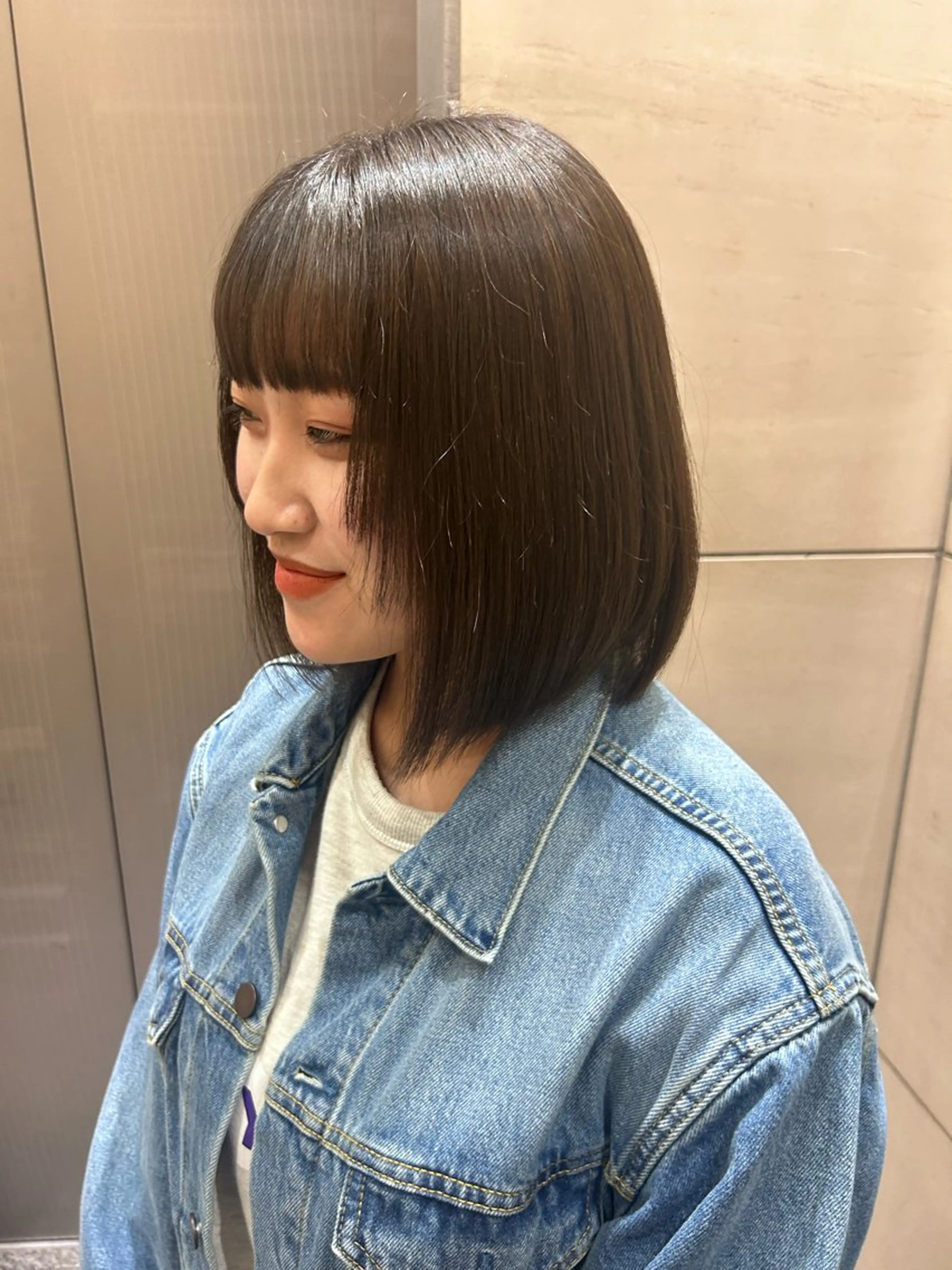 ショート カラー 透明感カラー ボブ ヘアカラー トリートメント abilita MIYUのヘアスタイル