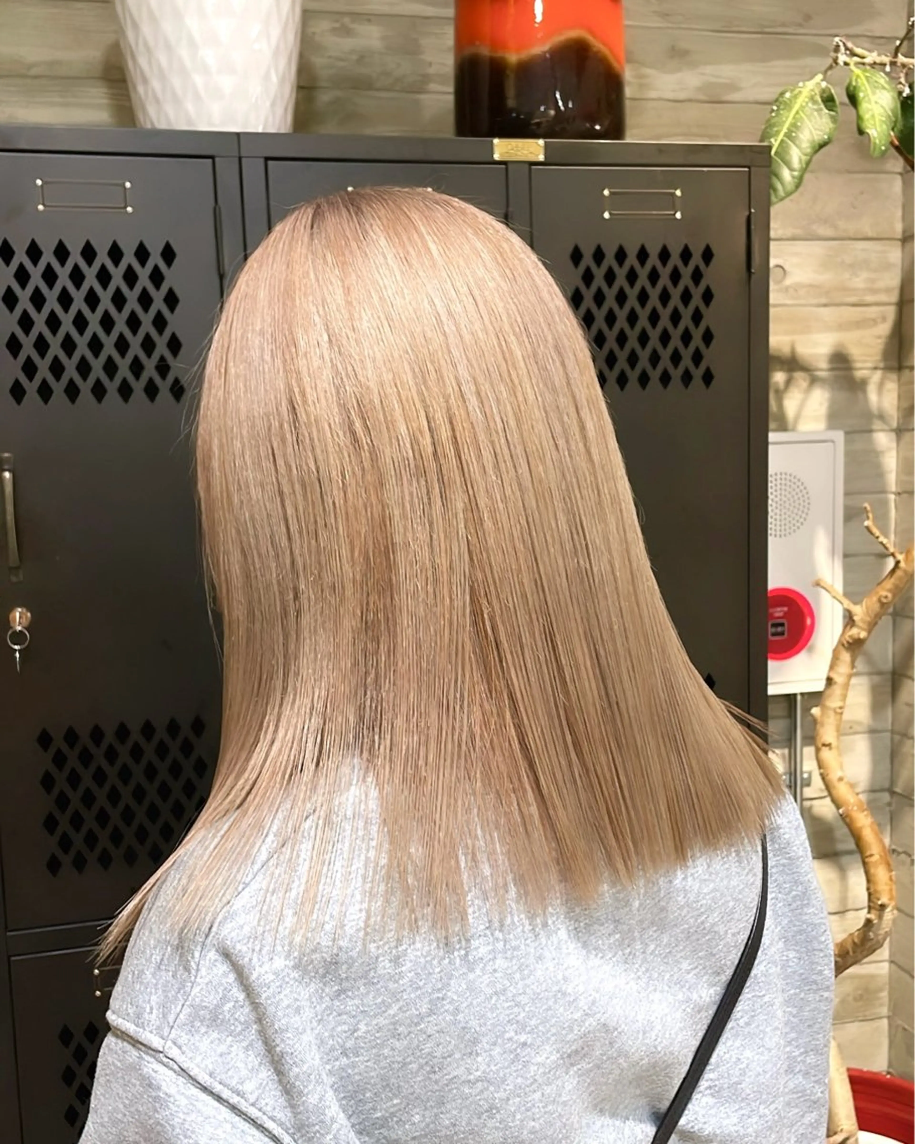 ミディアム カラー ヘアカラー トリートメント 色落ち綺麗透明感カラ /ボブ/ナカツヒカルのヘアスタイル