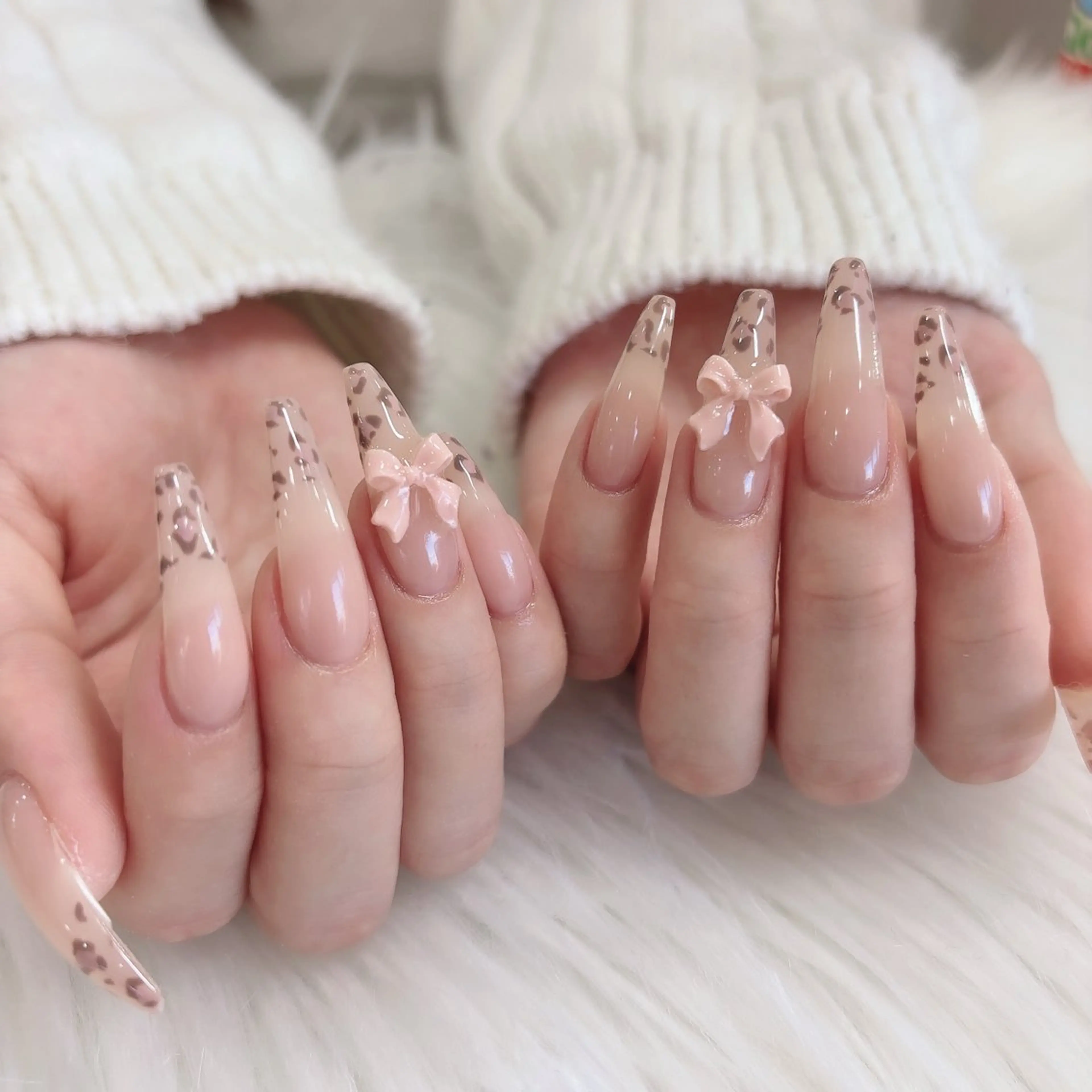 ネイル FLY NAIL&Eyelash Salon 梅田店所属・YUKI FUKUMARUのマツエク・マツパデザイン