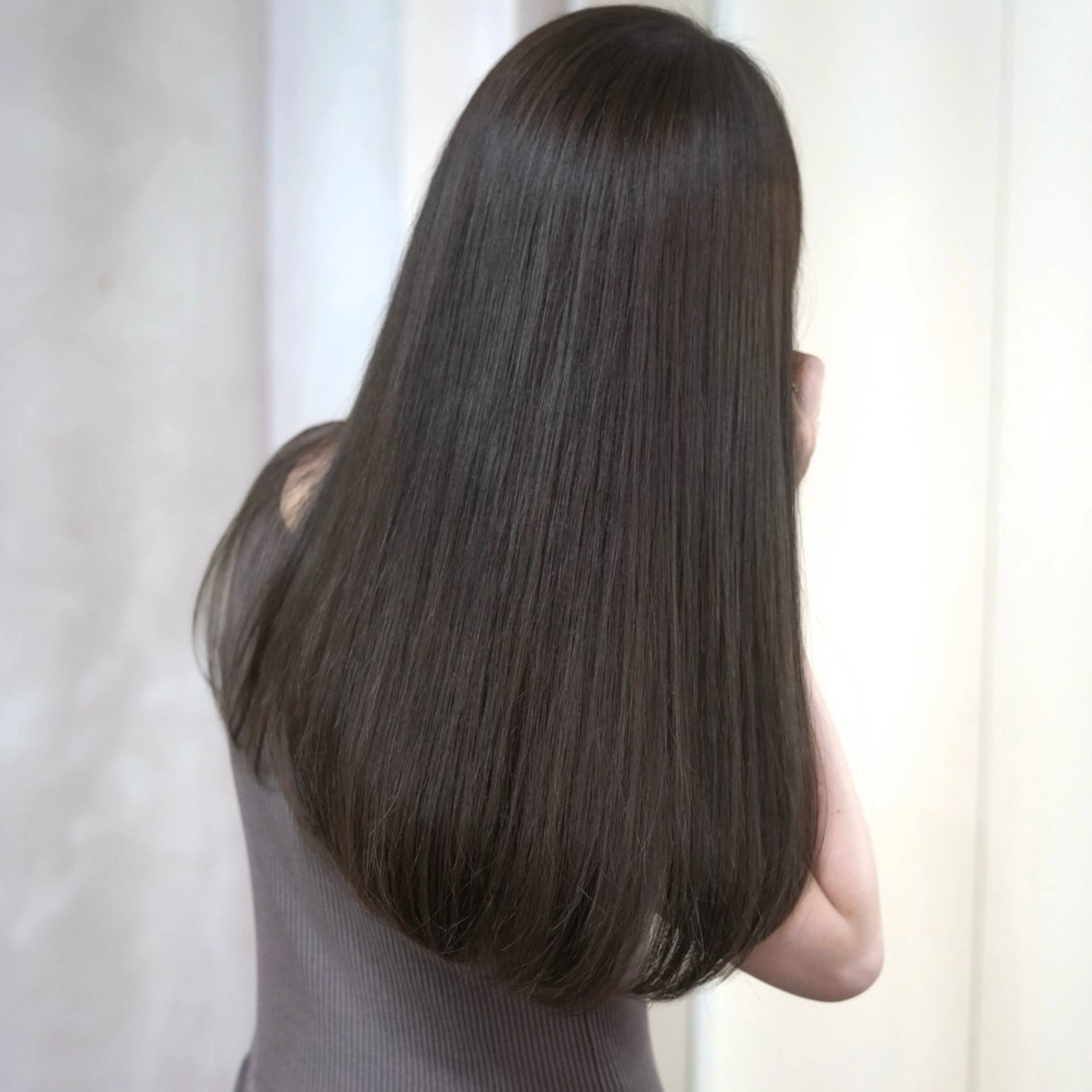 セミロング カラー ブリーチ 透明感カラー オレンジ カット ヘアカラー トリートメント ALLY（アリー）所属・ミニモお気に入り数 No.1宍戸雄弥のヘアスタイル