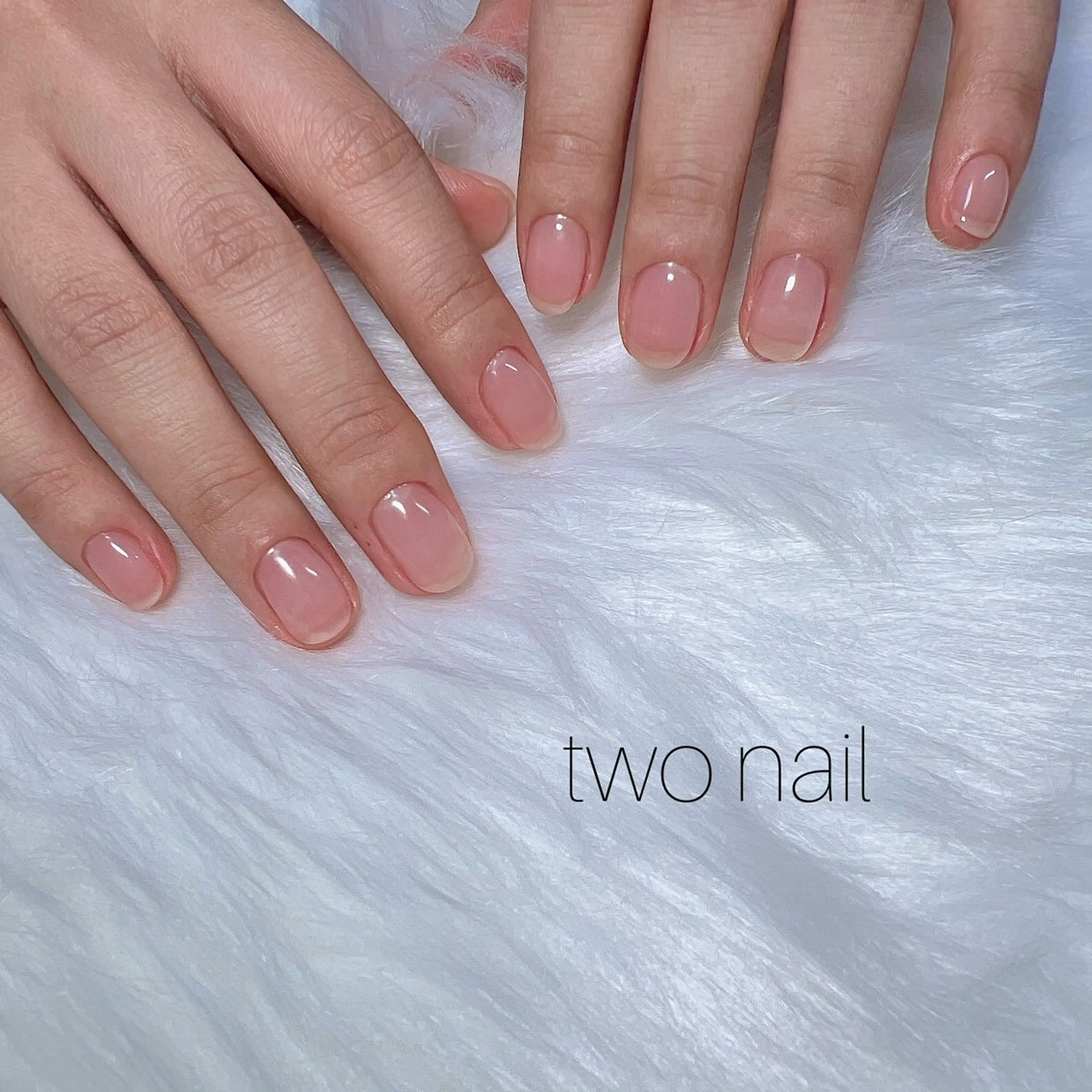 ネイル ネイルチップ ホワイト ハンドネイル two nailのネイルデザイン