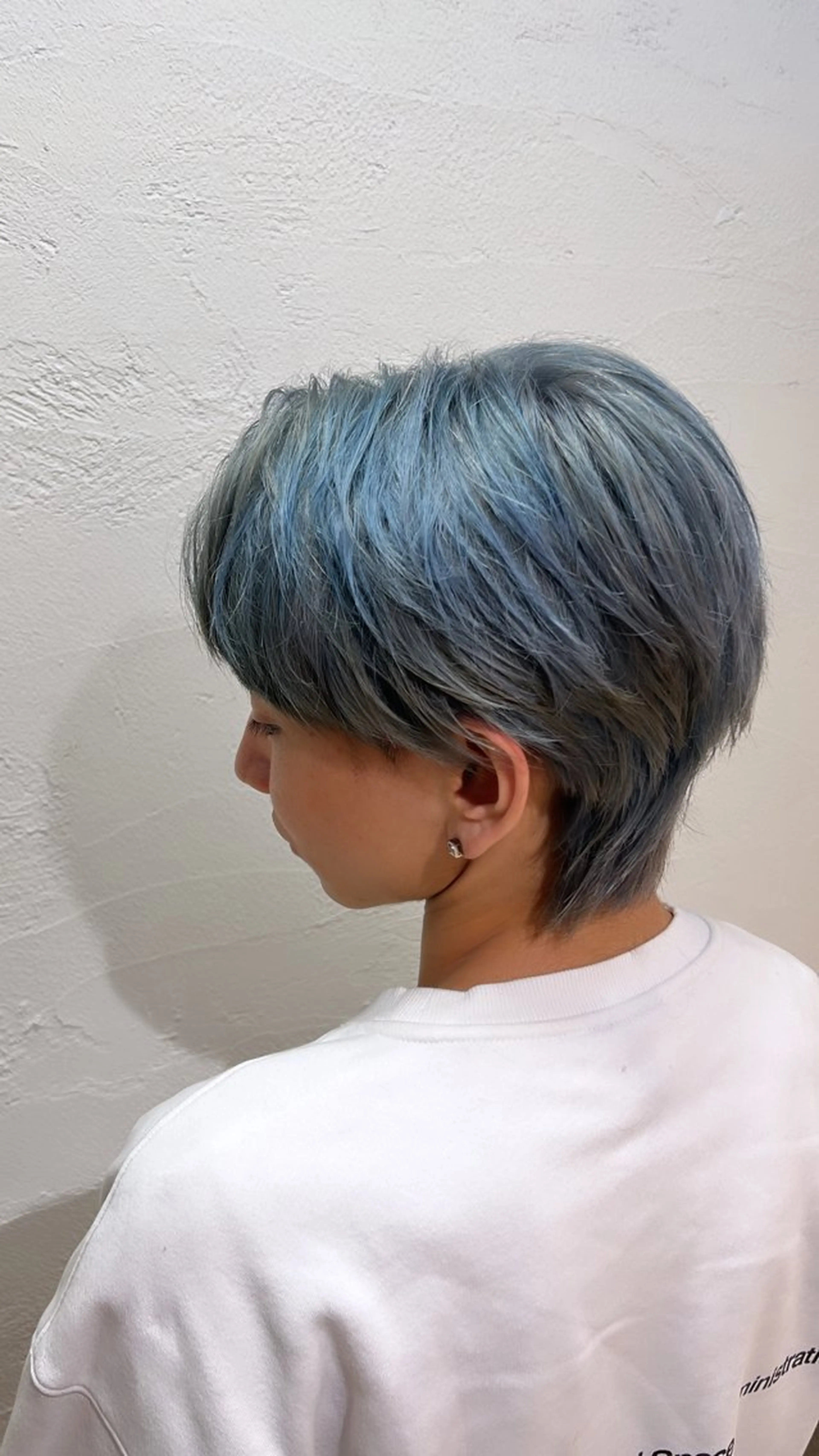 ミディアム カラー メンズ ブルーカラー シルバー カット ヘアカラー 🔥ダブルカラー特化 🔥相原彰太のヘアスタイル