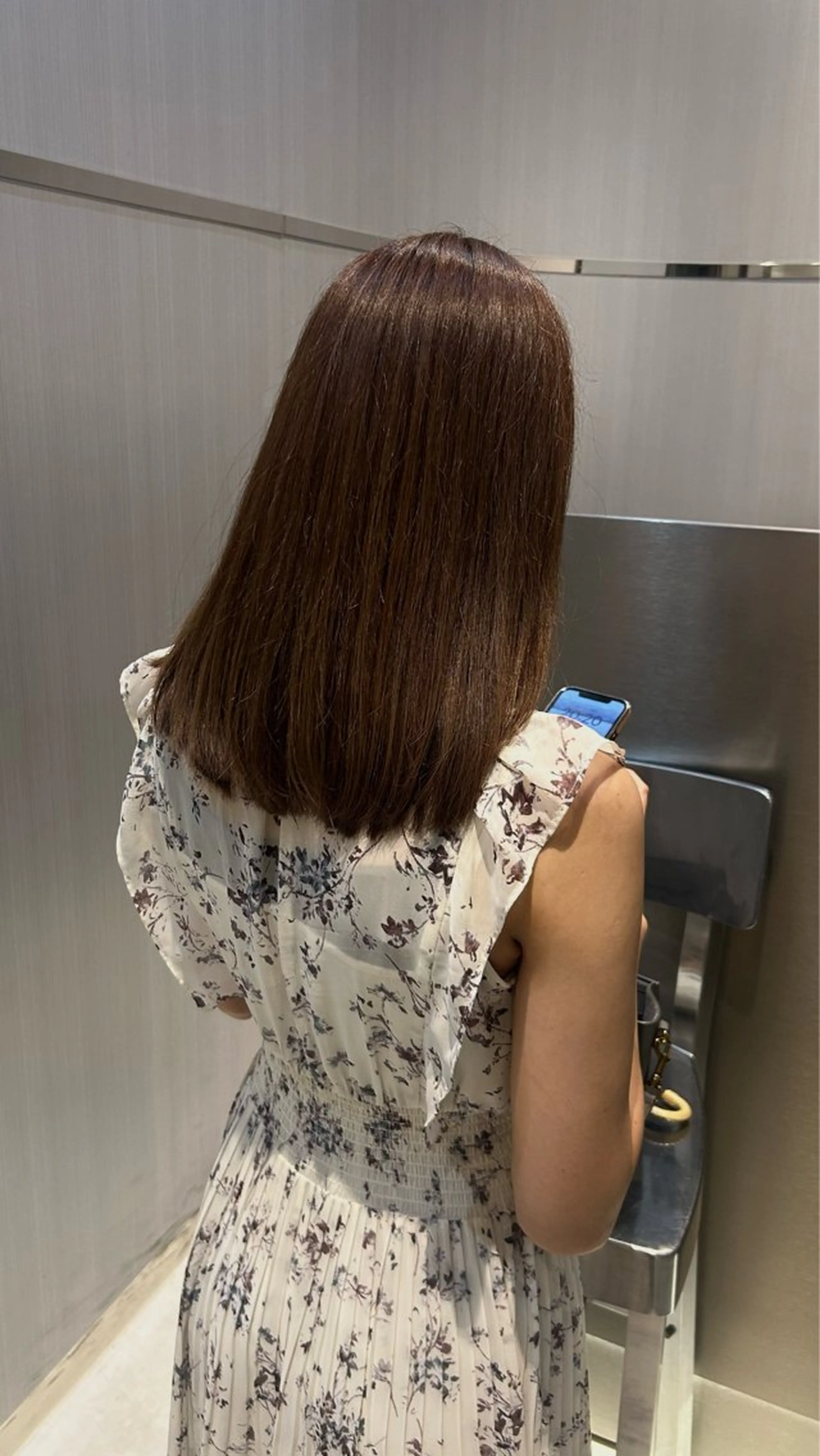 セミロング ヘアカラー トリートメント airi /wataiのヘアスタイル