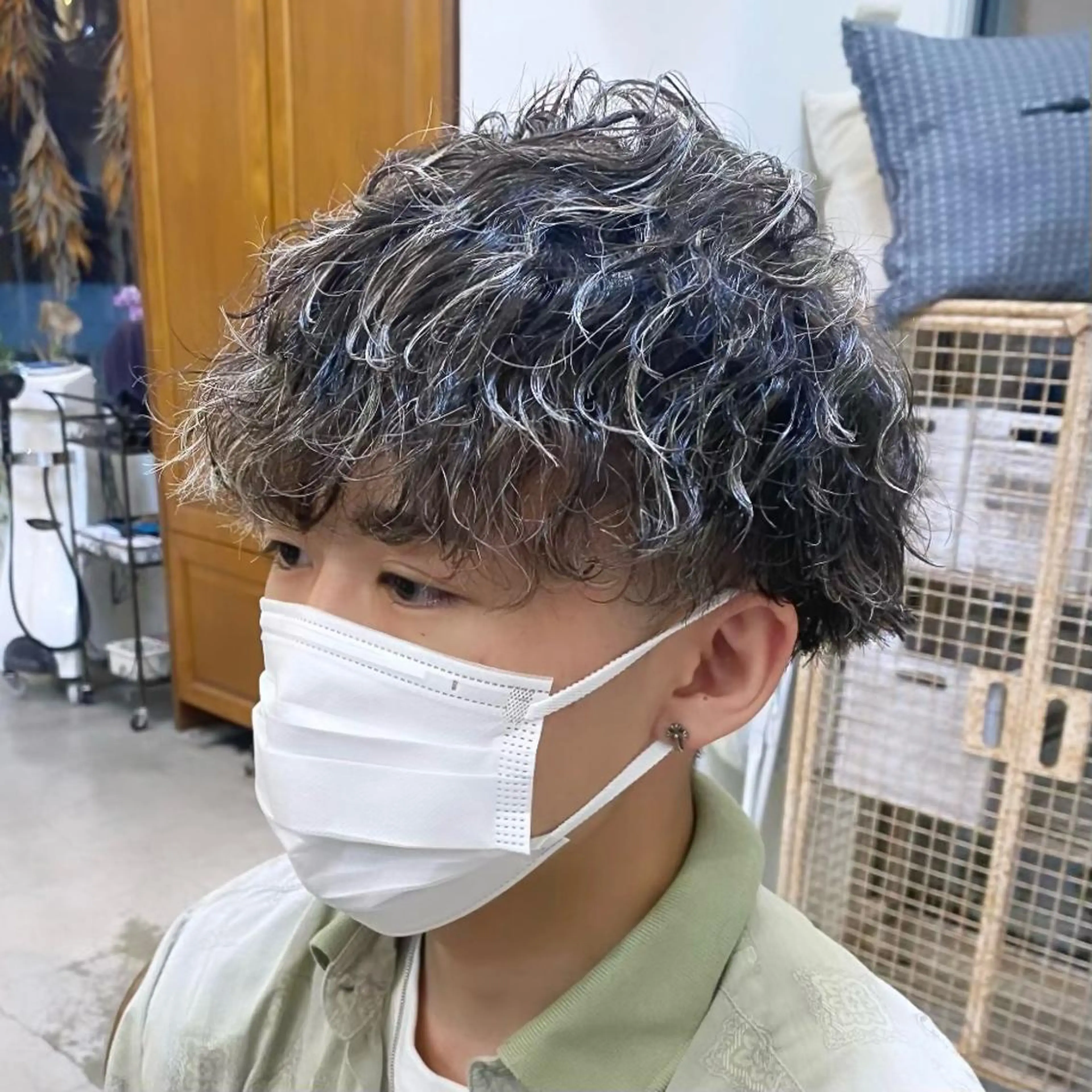 カラー パーマ メンズ メンズメッシュ メンズパーマ 波巻きパーマ メッシュ カット パーマ Vicke所属・メンズ専門/韓国風 ❤️🔥吉野あいかのヘアスタイル