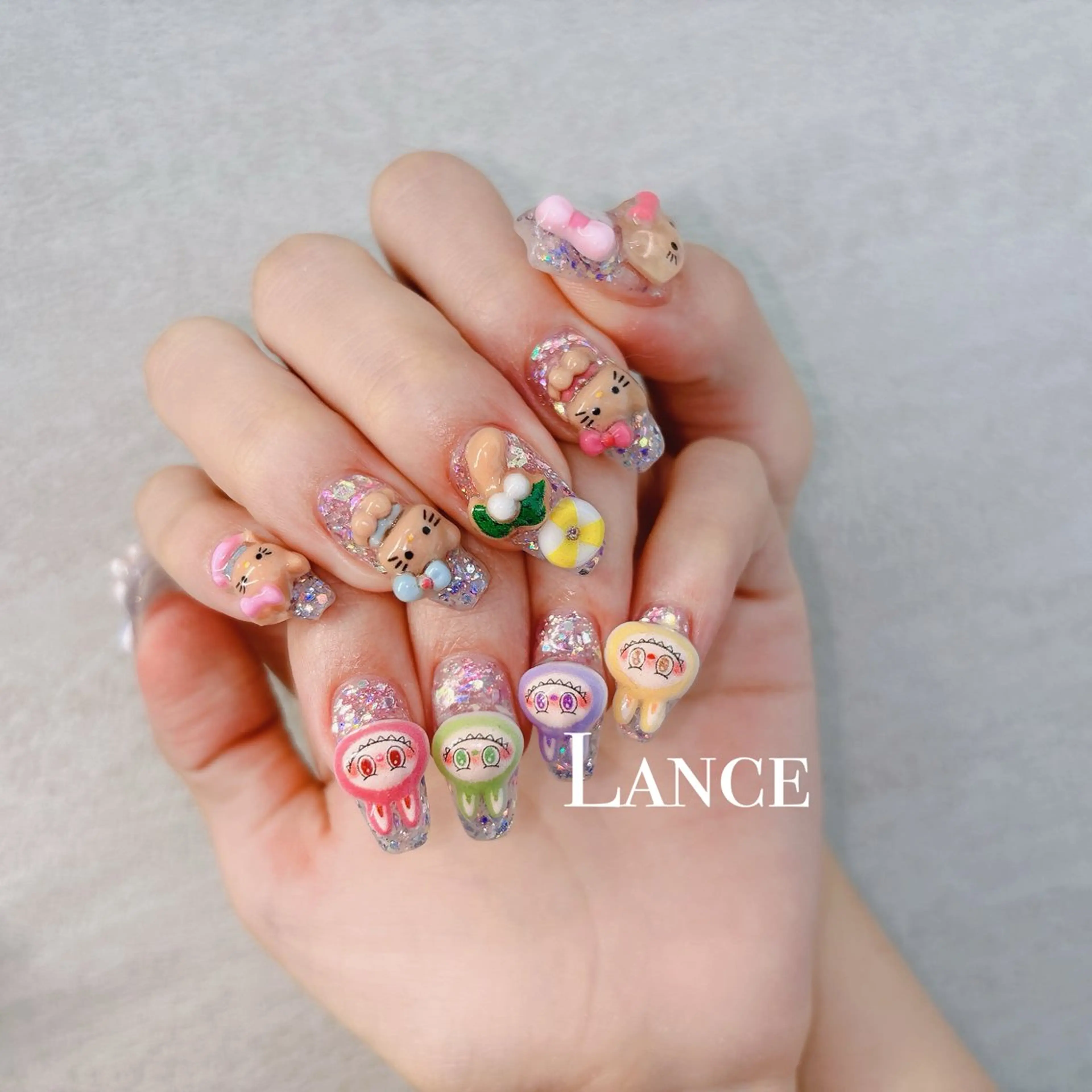 ネイル オーロラネイル ブルー フットネイル 氷ネイル・うるうるネイル キラキラネイル ハンドネイル Lance nailのネイルデザイン