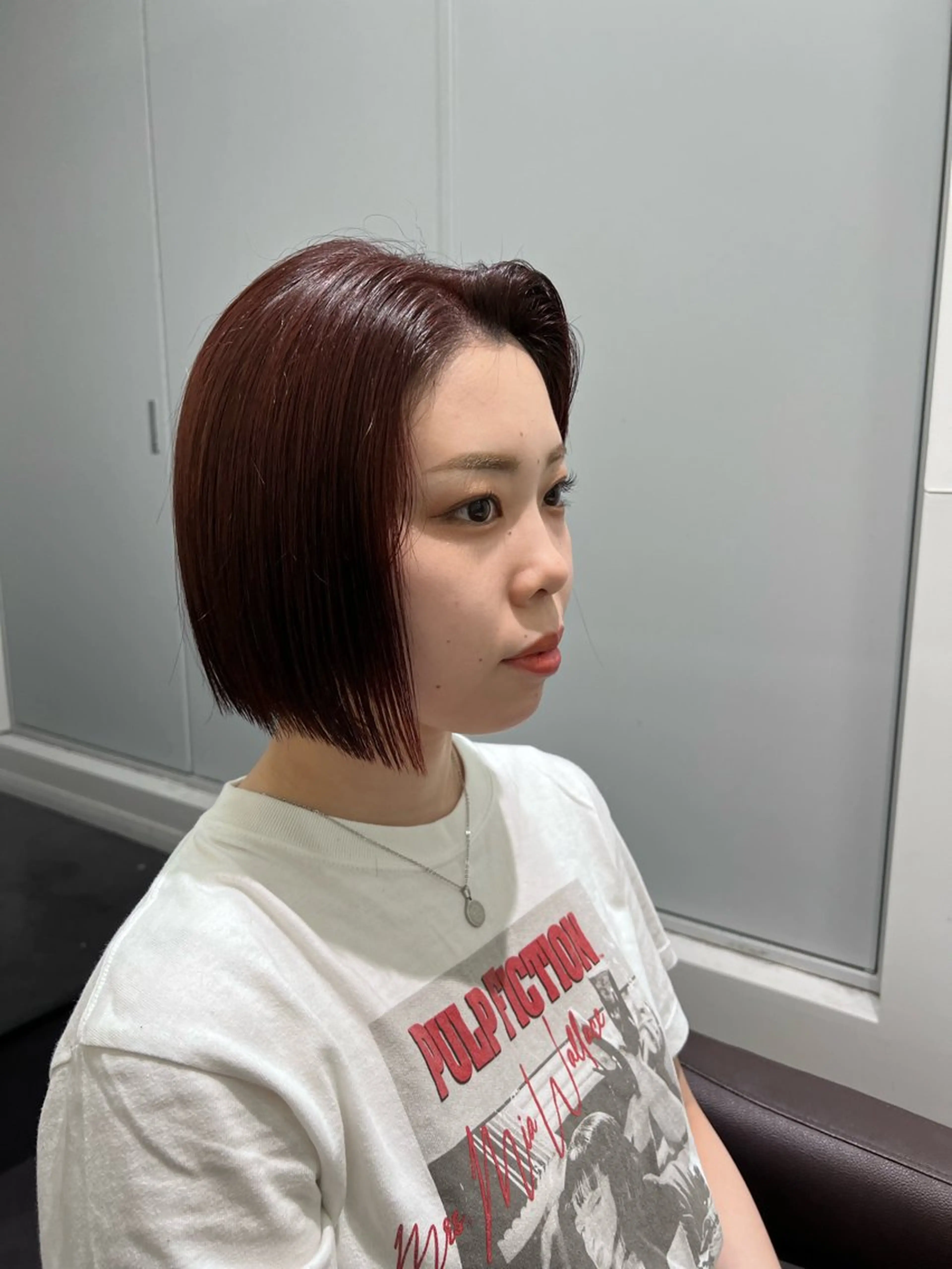 ショート カラー カシス ボブ カット ヘアカラー トリートメント 原宿ボブ・髪質改善 輝来のヘアスタイル