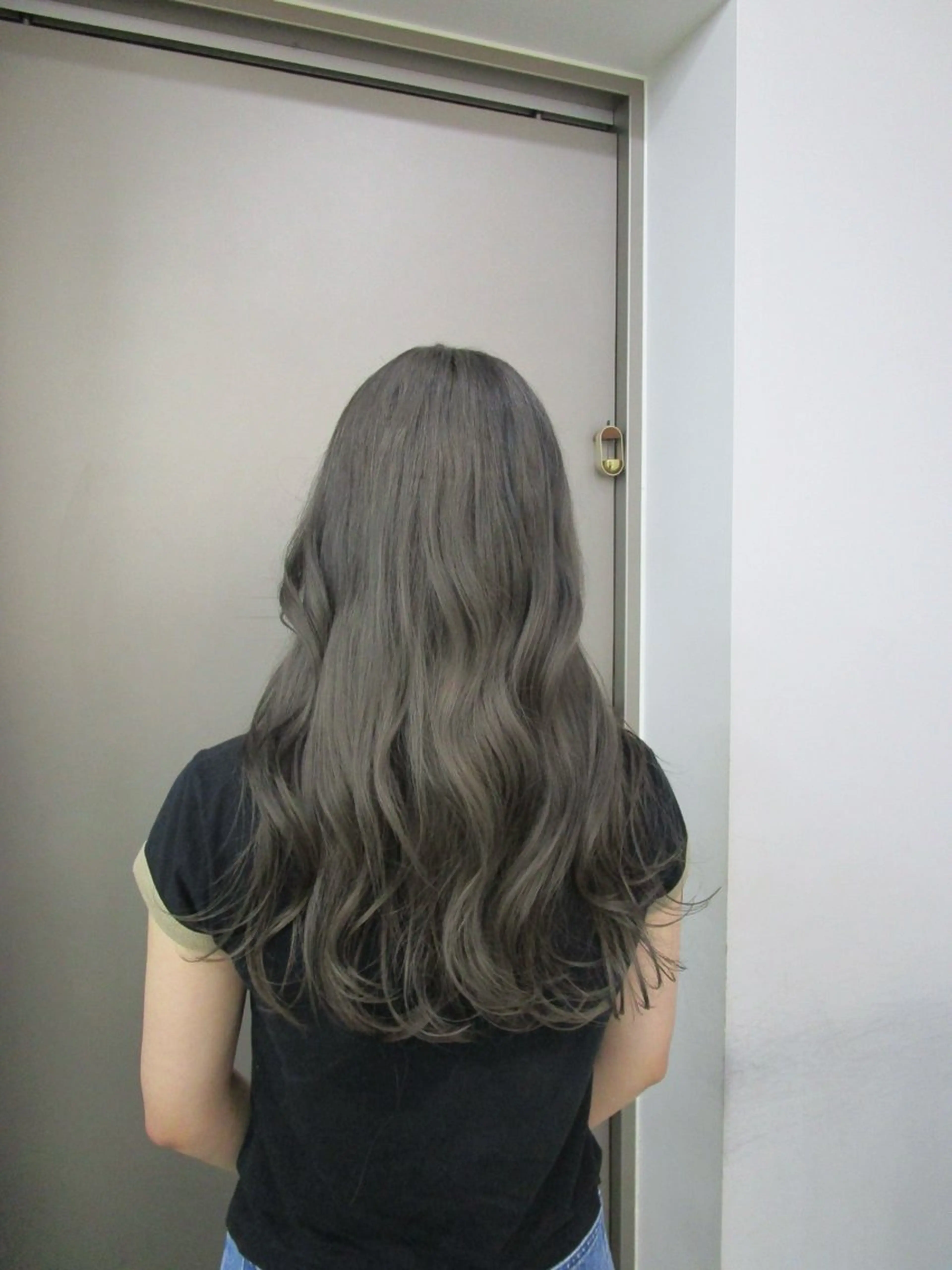 カラー kao/ ici/金山のヘアスタイル