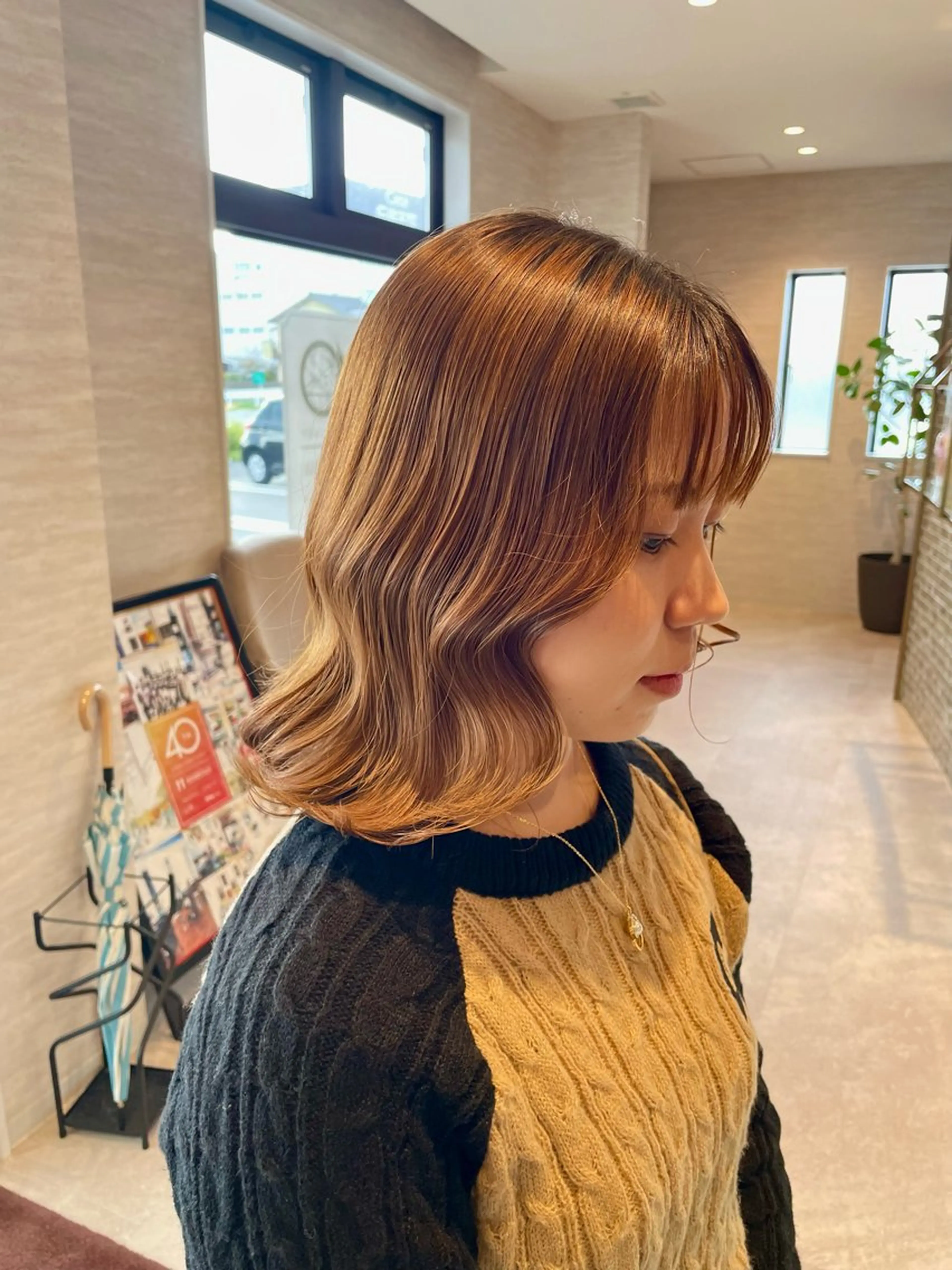ミディアム ミディアムレイヤー 韓国風ヘア レイヤーカット 森 千風優のヘアスタイル