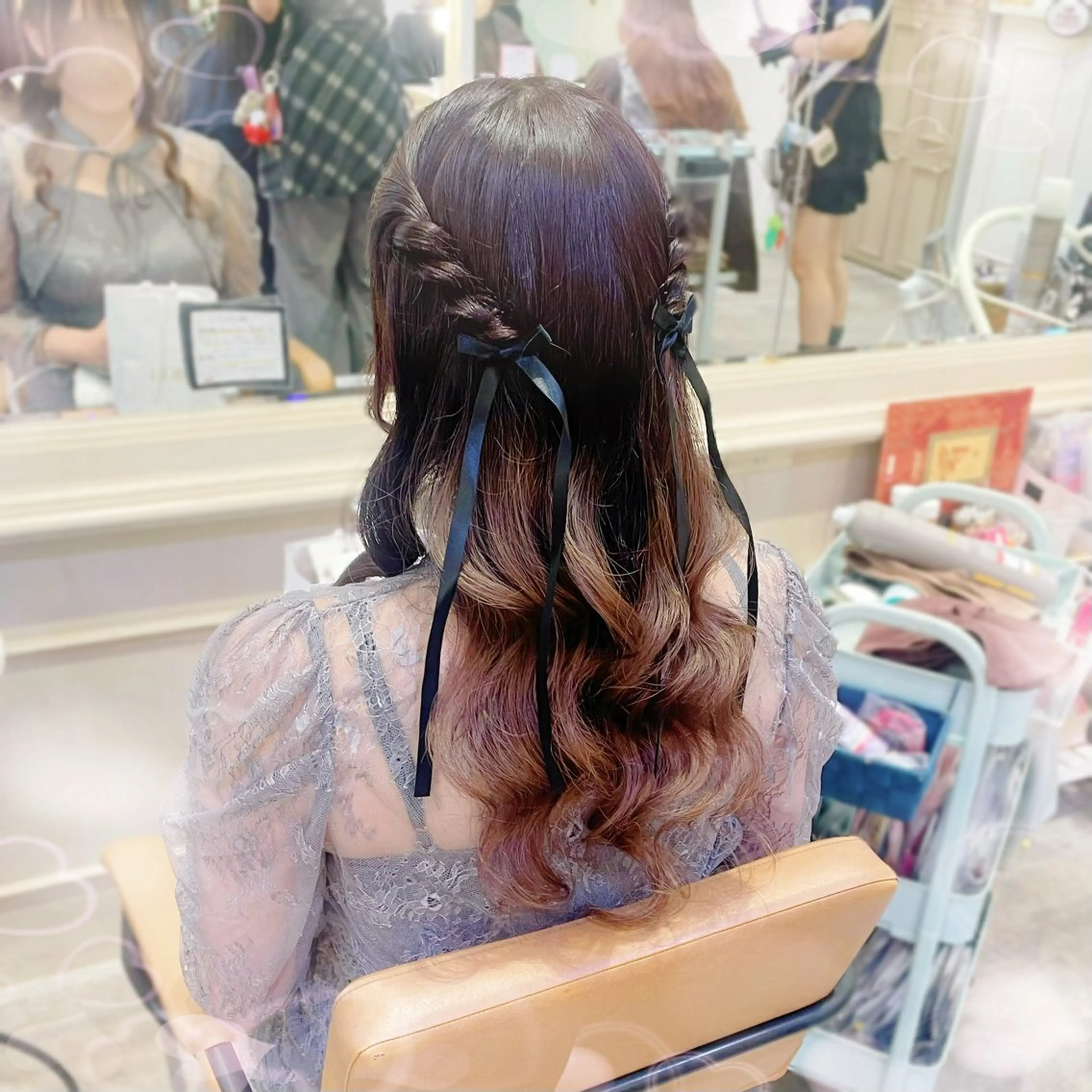 ヘアアレンジ ヘアセット 🎼2次元カラー ヘアメ たまみ🎀のヘアスタイル
