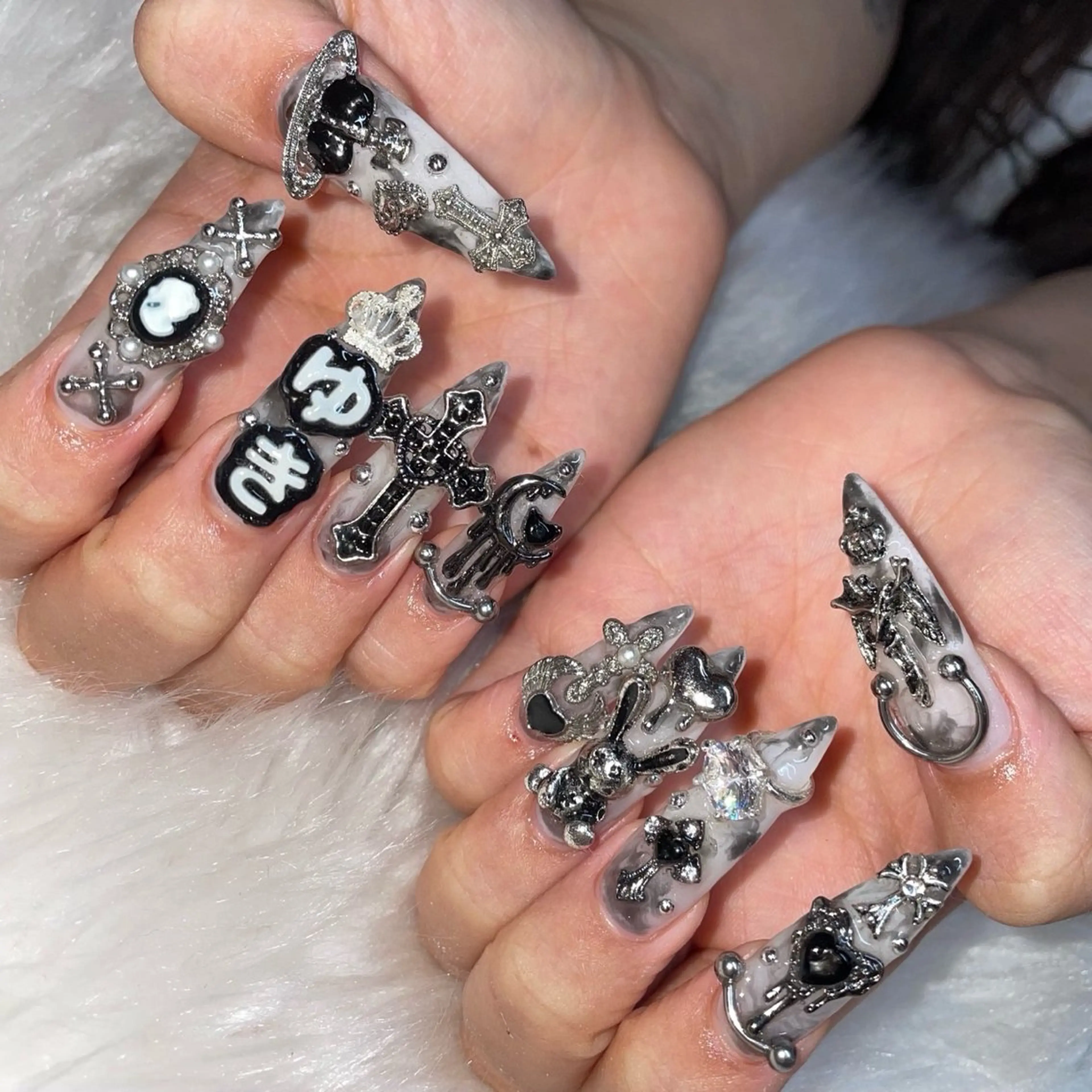 ネイル クリアネイル スカルプネイル 夏ネイル NAILSGOGO shibuyaのネイルデザイン