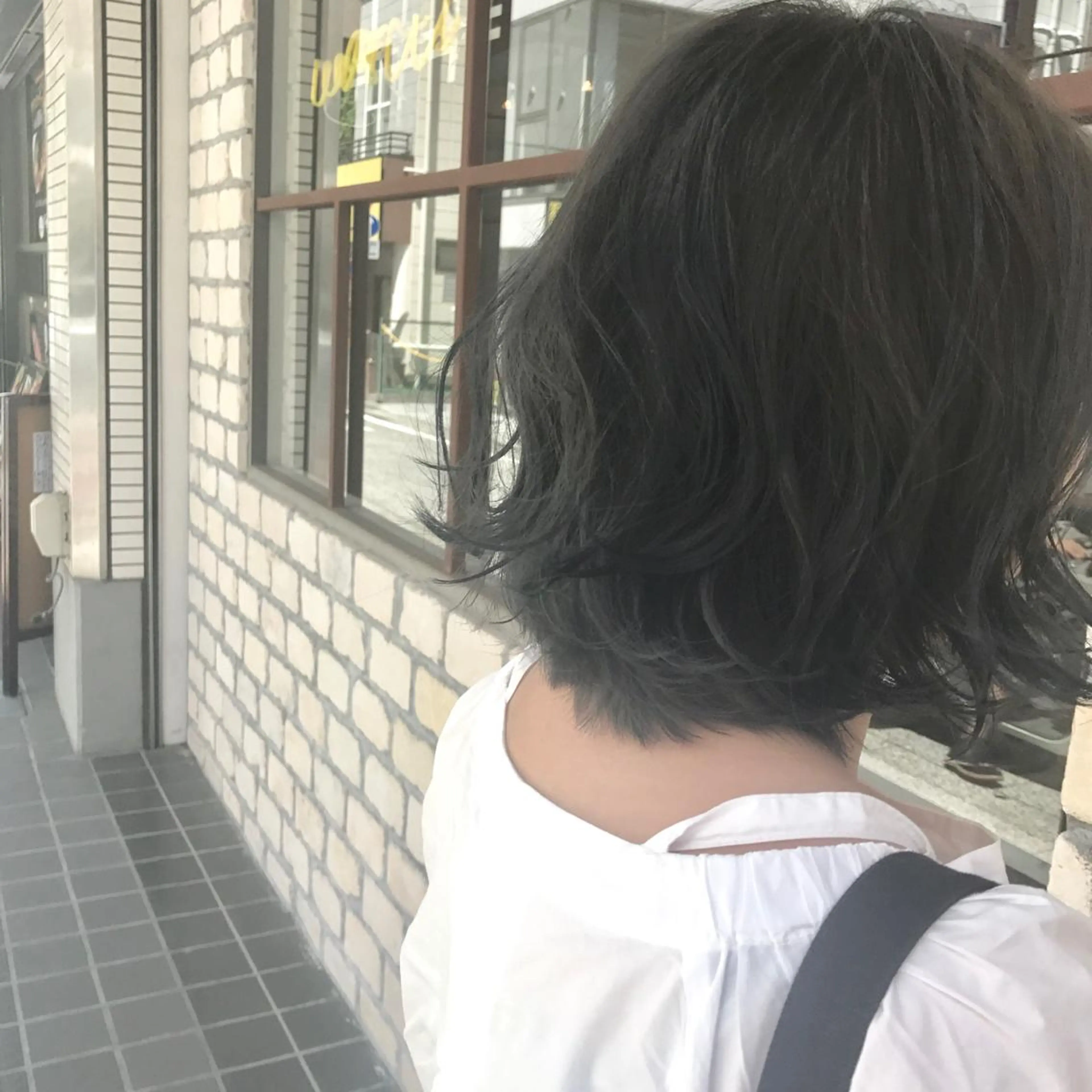 ミディアム 横山 莉奈のヘアスタイル