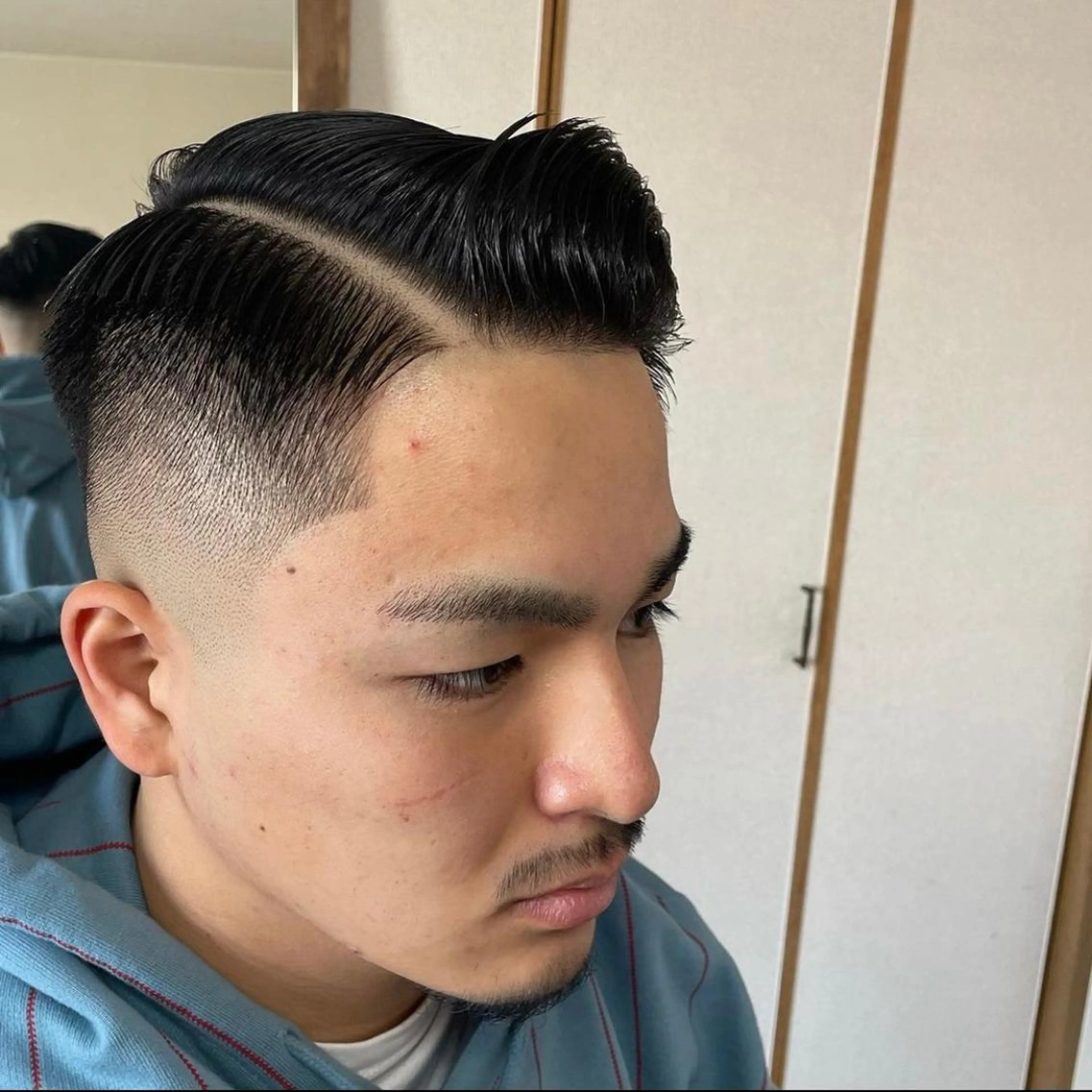 ショート 新宿スキンフェード 佐藤京介のヘアスタイル