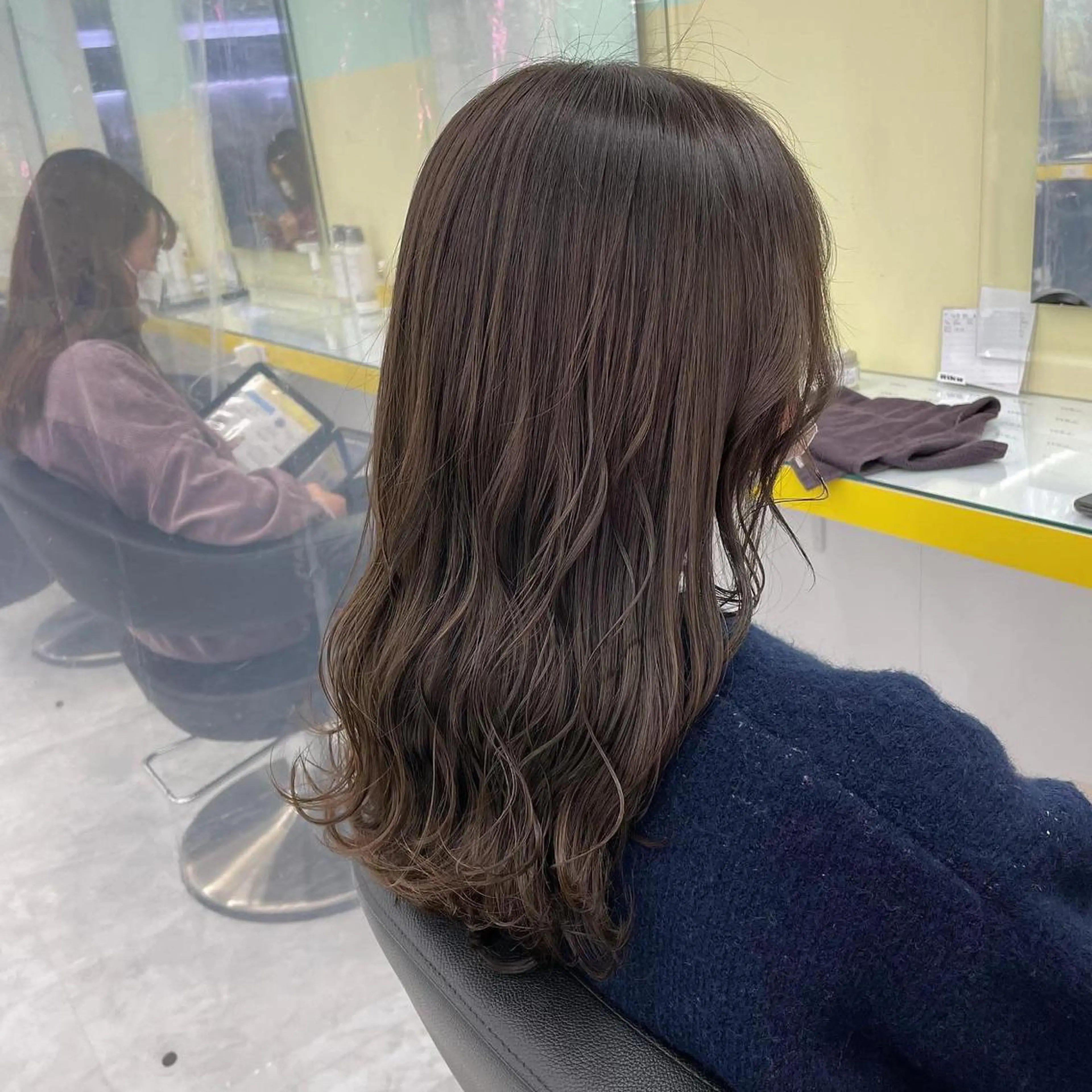 セミロング カラー ヘアアレンジ アイブロウ カット ヘアカラー トリートメント 💕透明感暗髪💕 りくのヘアスタイル