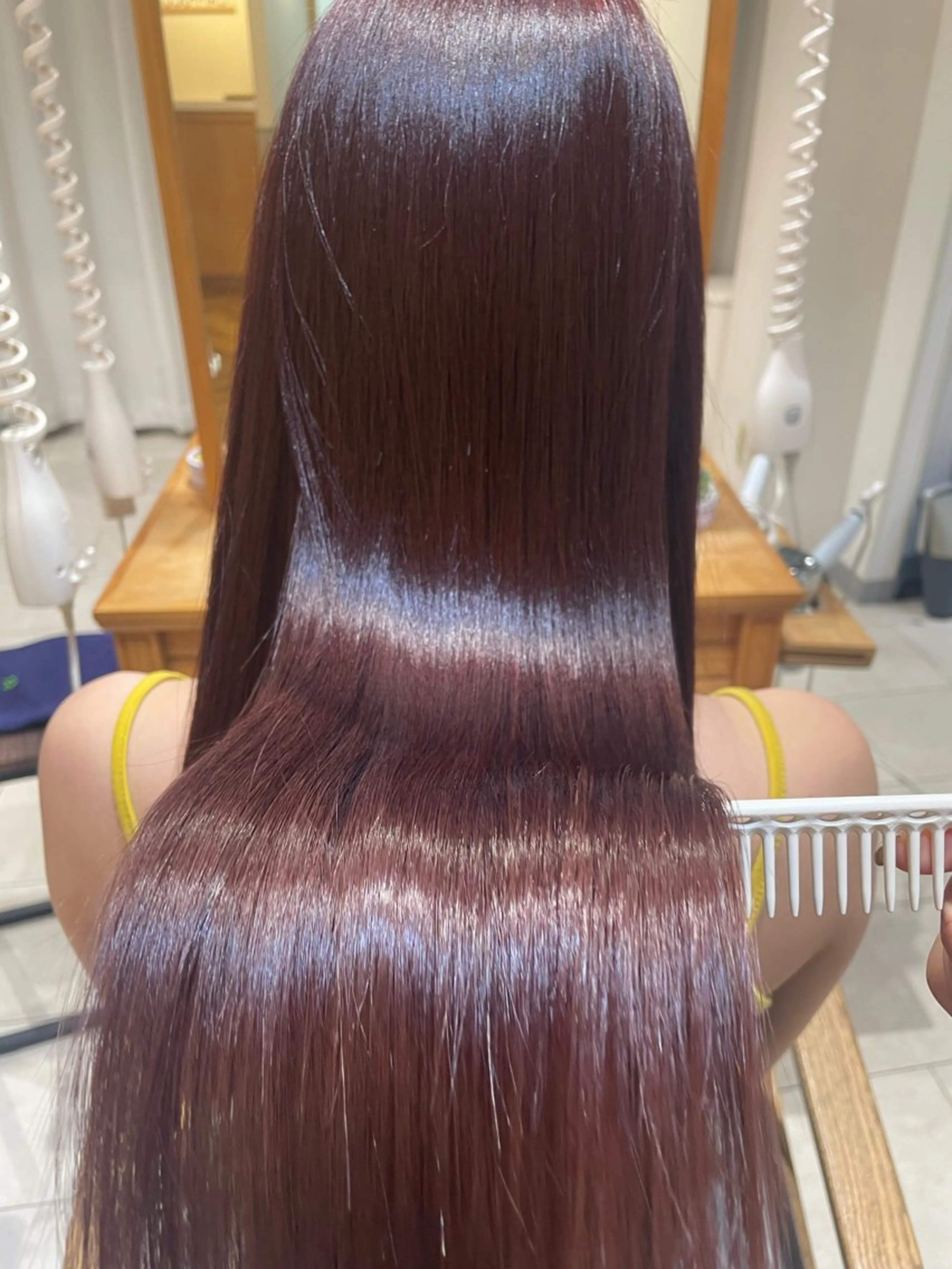ロング オオトミ ホノカのヘアスタイル