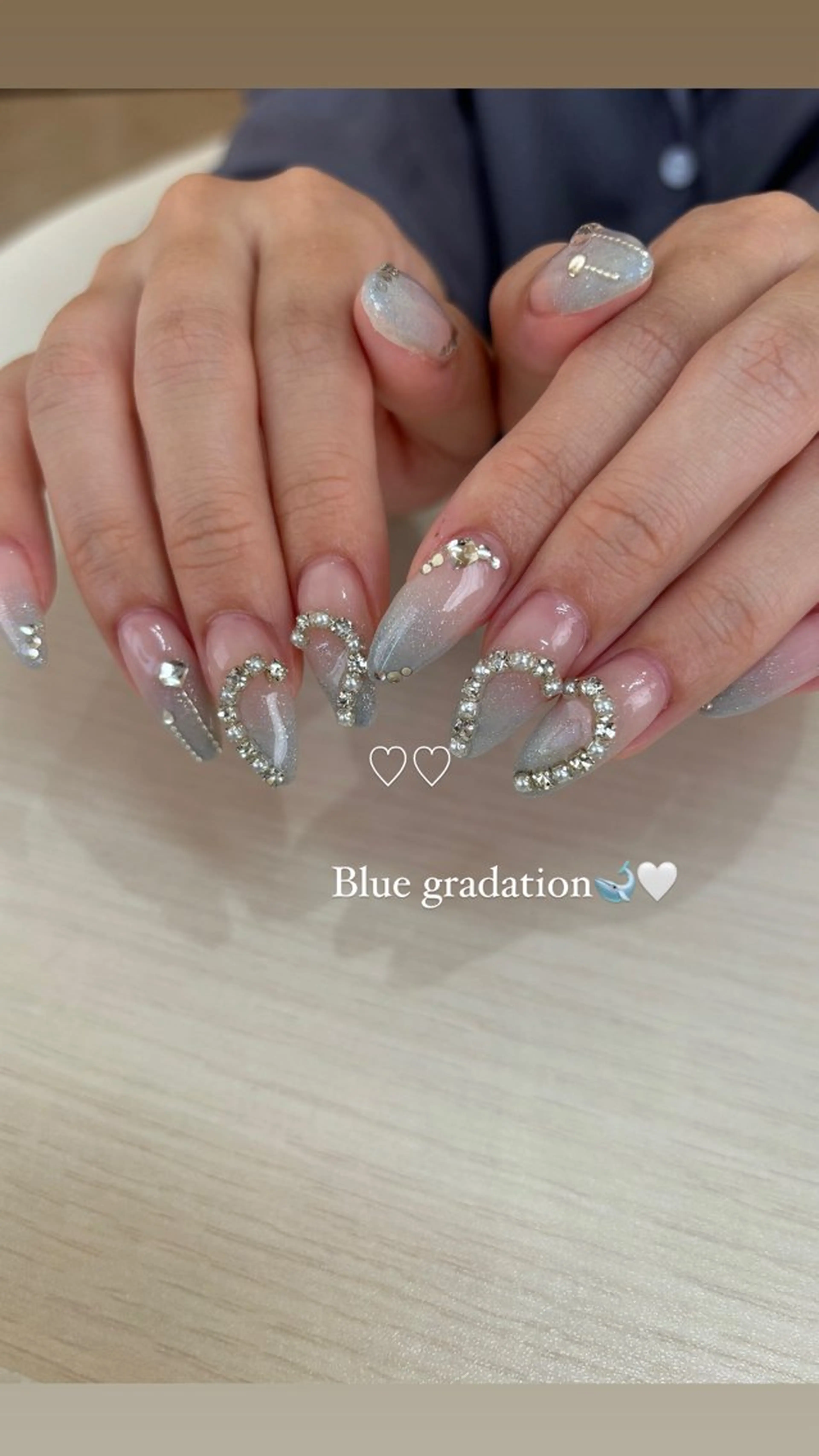 ネイル ブルー グラデーション ハンドネイル beautiful meみくのネイルデザイン