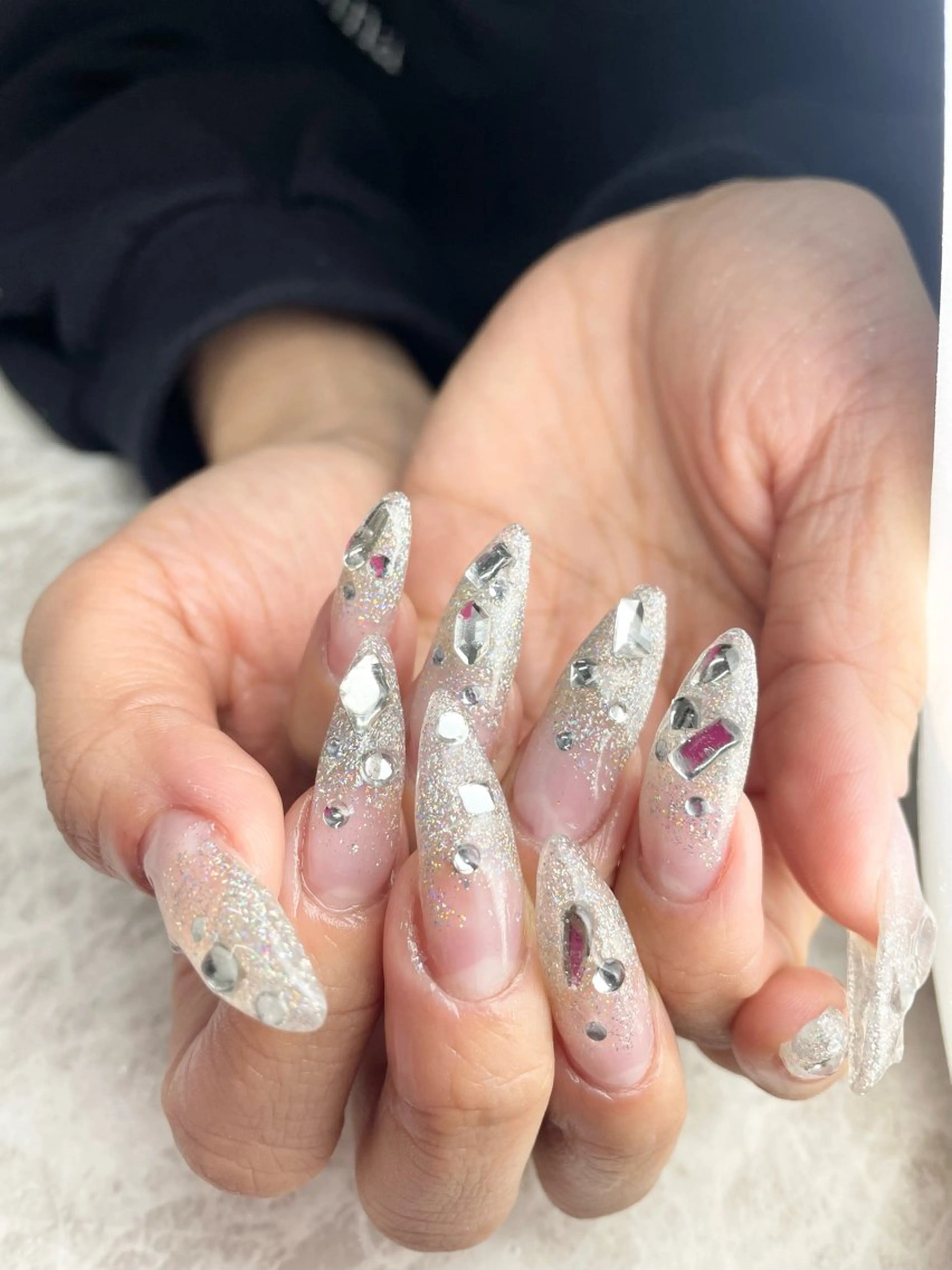 ネイル 長さ出し フラッシュネイル ラメ(グリッター) ラメグラデーション LeLien所属・LeLien ♡のネイルデザイン