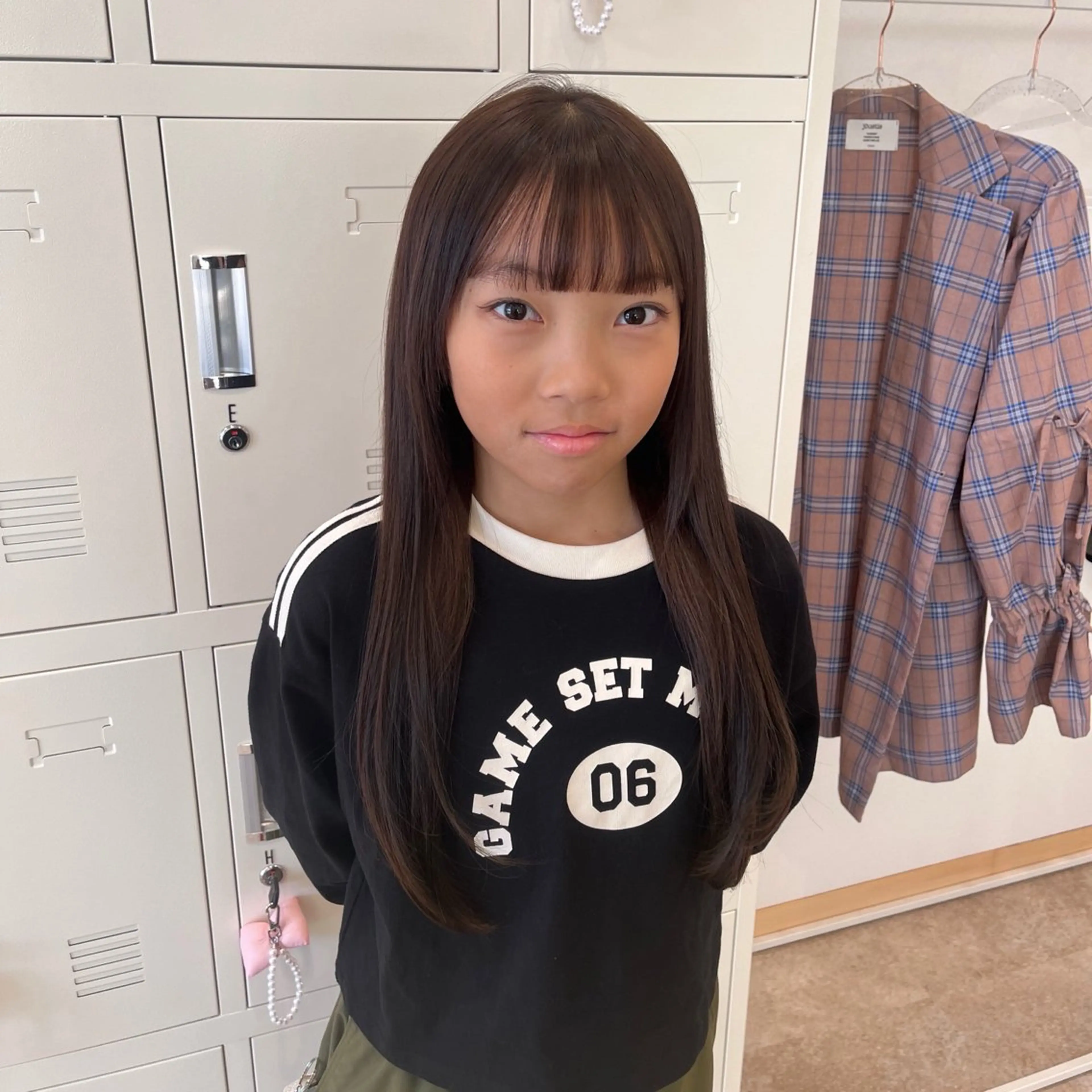 セミロング カラー キッズ 望愛/レイヤー/ハイ トーン/デザインのヘアスタイル