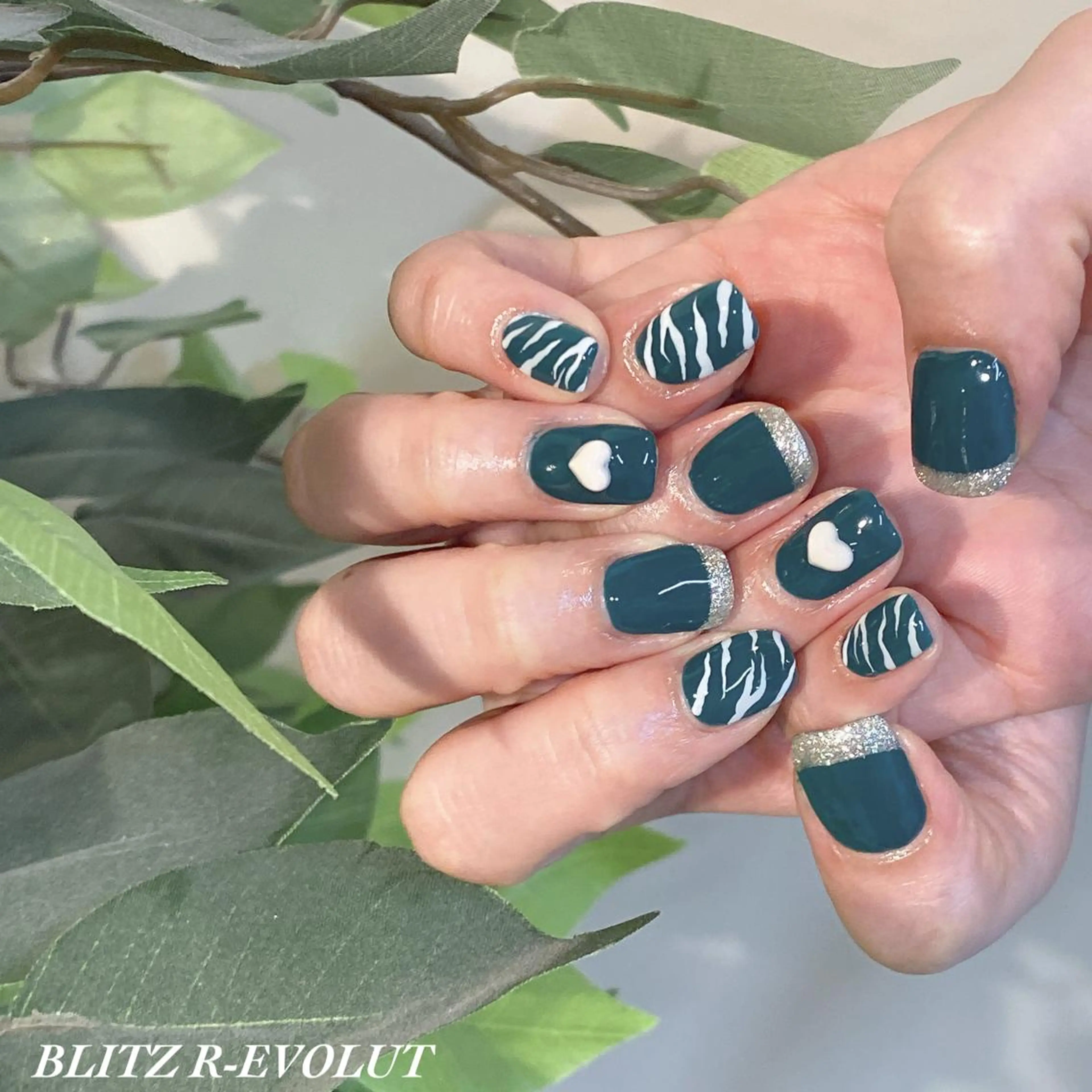 ネイル ハンドネイル ☁️BLITZ 🎀笠原雪音🎀のネイルデザイン