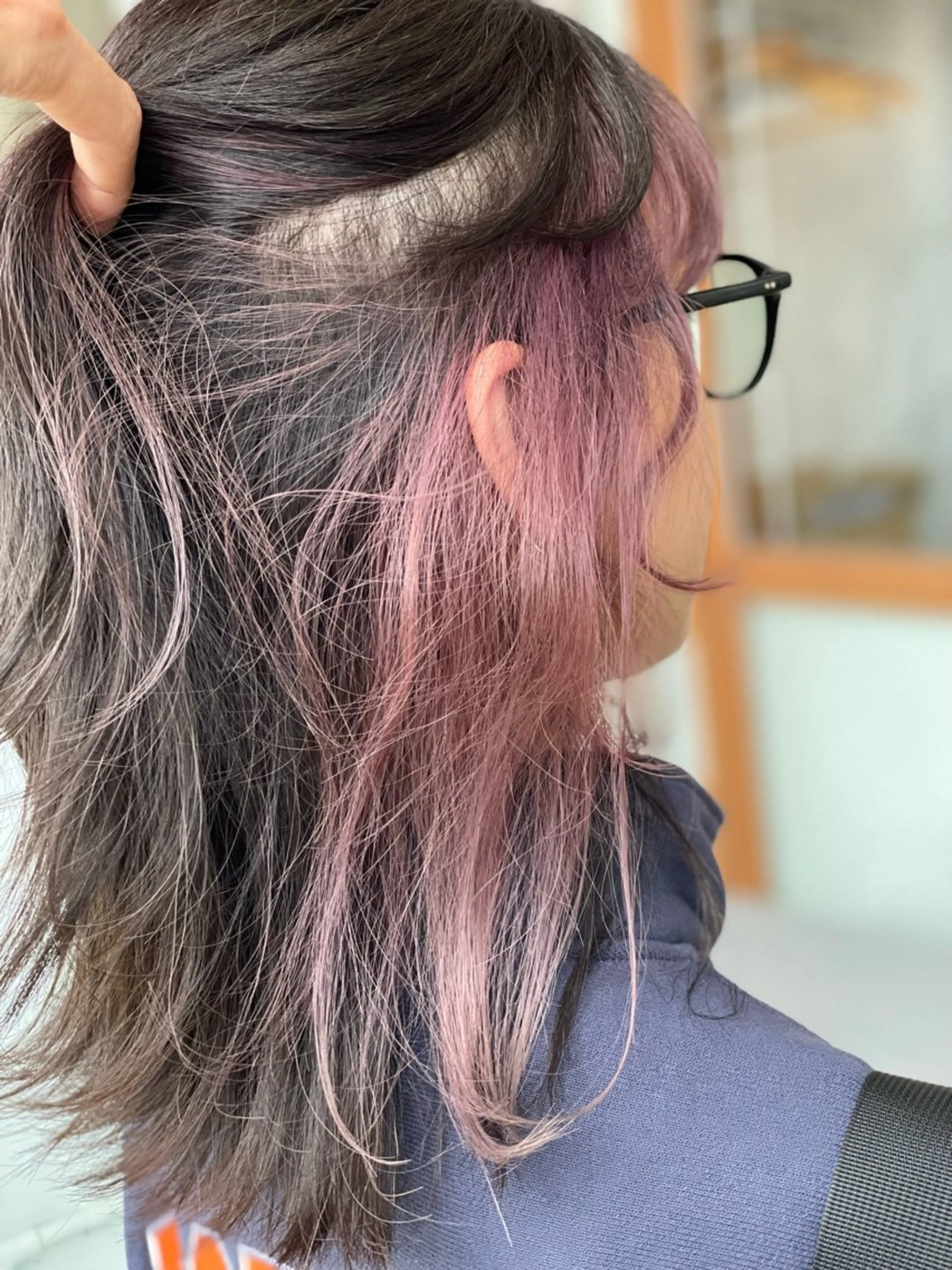 セミロング カラー ベージュカラー ブリーチ ピンクカラー ピンクベージュ 顔周りカット ヘアカラー トリートメント Snaly カラー特化ページのヘアスタイル