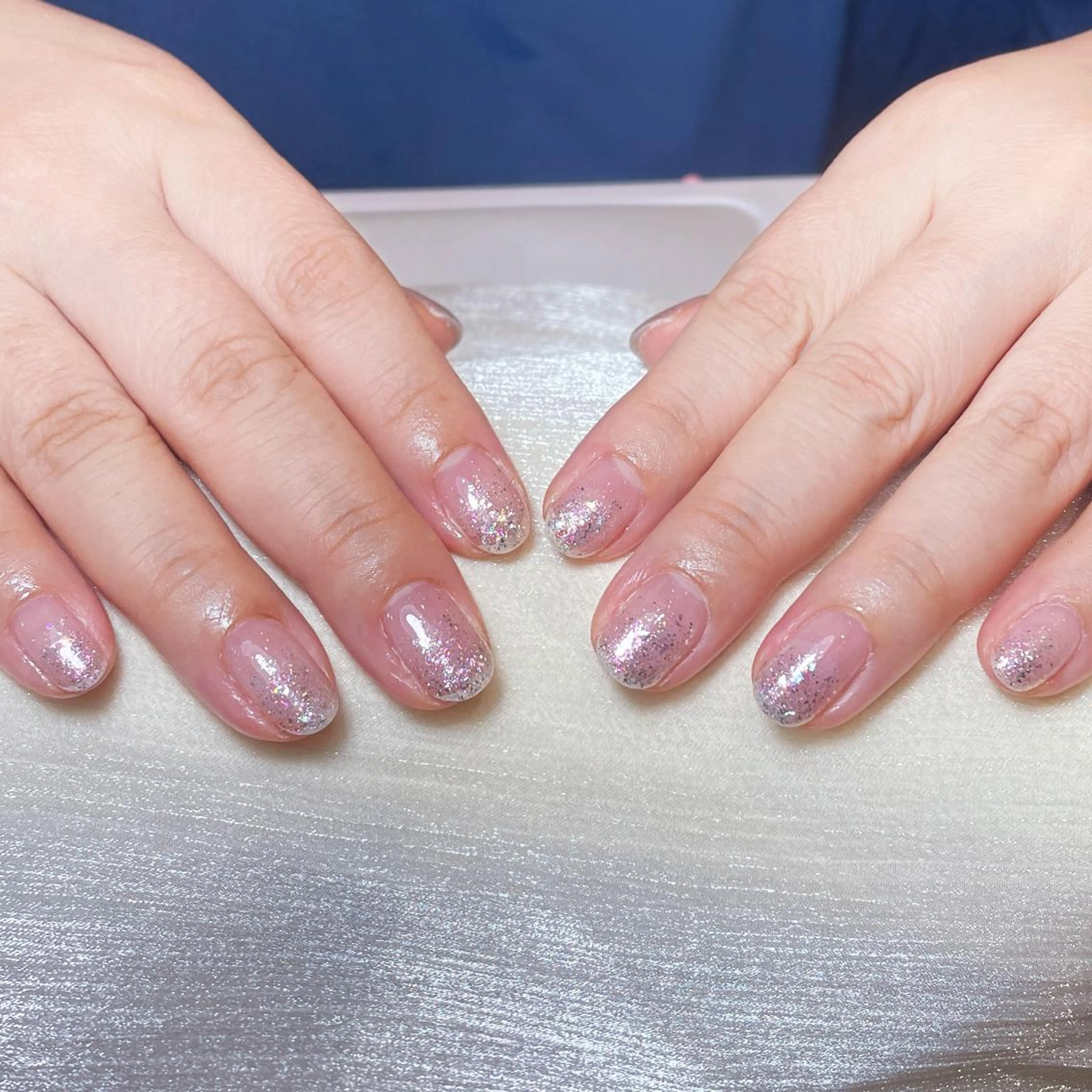 ネイル アートネイル オーロラネイル ガーリー キラキラネイル マグネットネイル ハンドネイル YOYO 💅のネイルデザイン