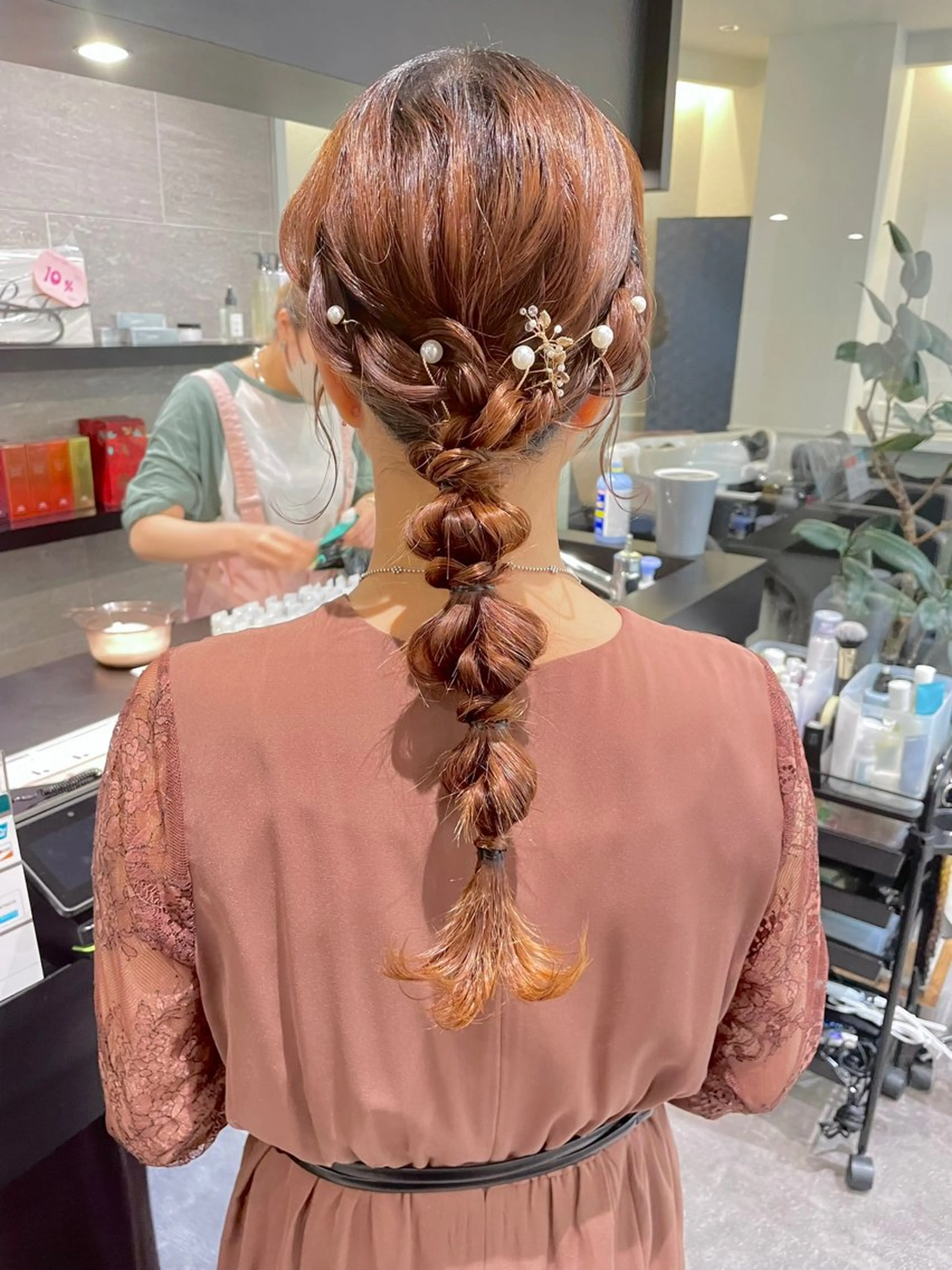 ロング ヘアアレンジ 玉ねぎヘアー ダブルカラー🦖 /髪質改善⚡️しおりのヘアスタイル