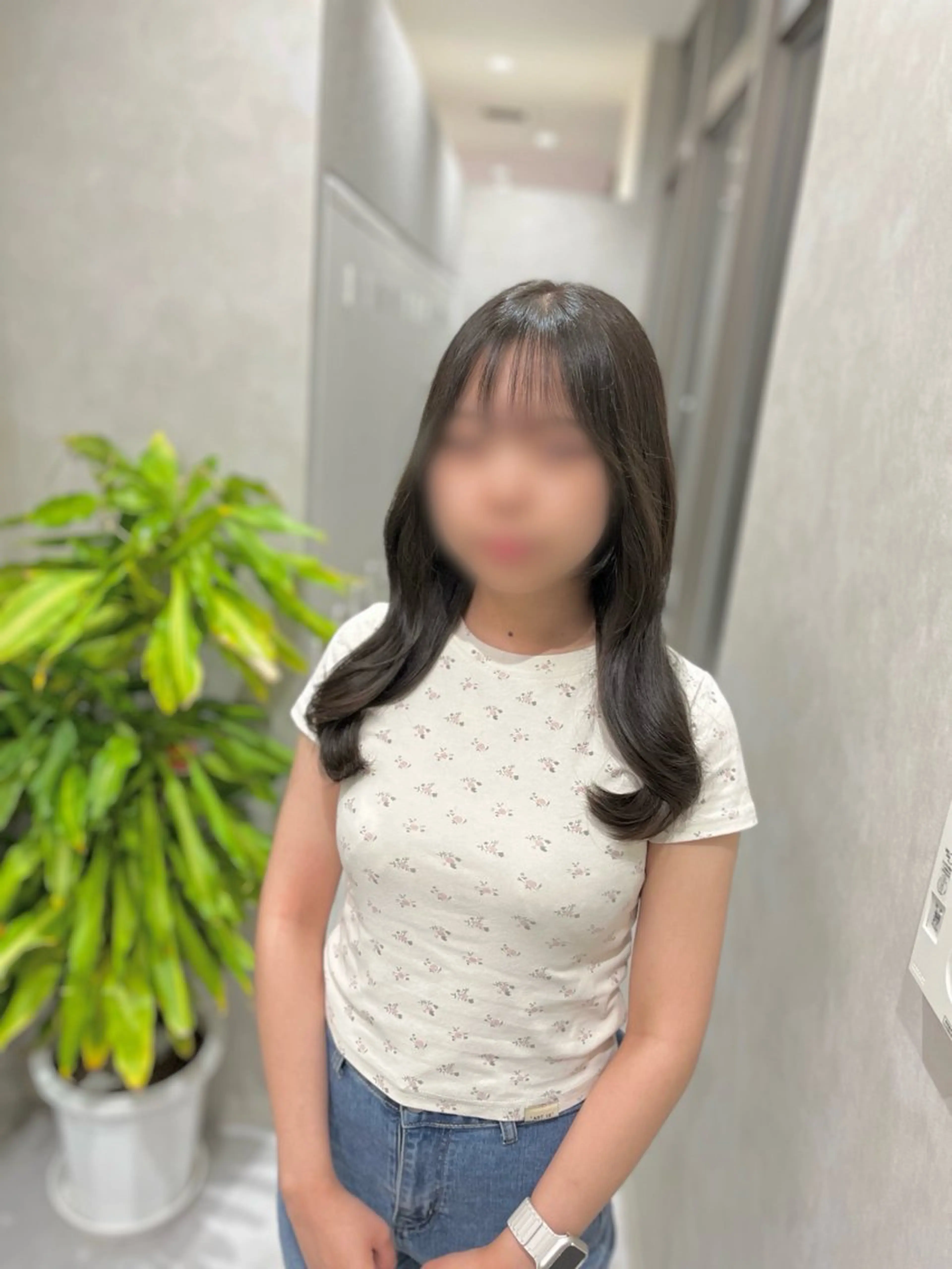 ロング カラー グレージュ 韓国風ヘア レイヤーカット ローレイヤー Eleanor枚方店 /梅木雄治のヘアスタイル