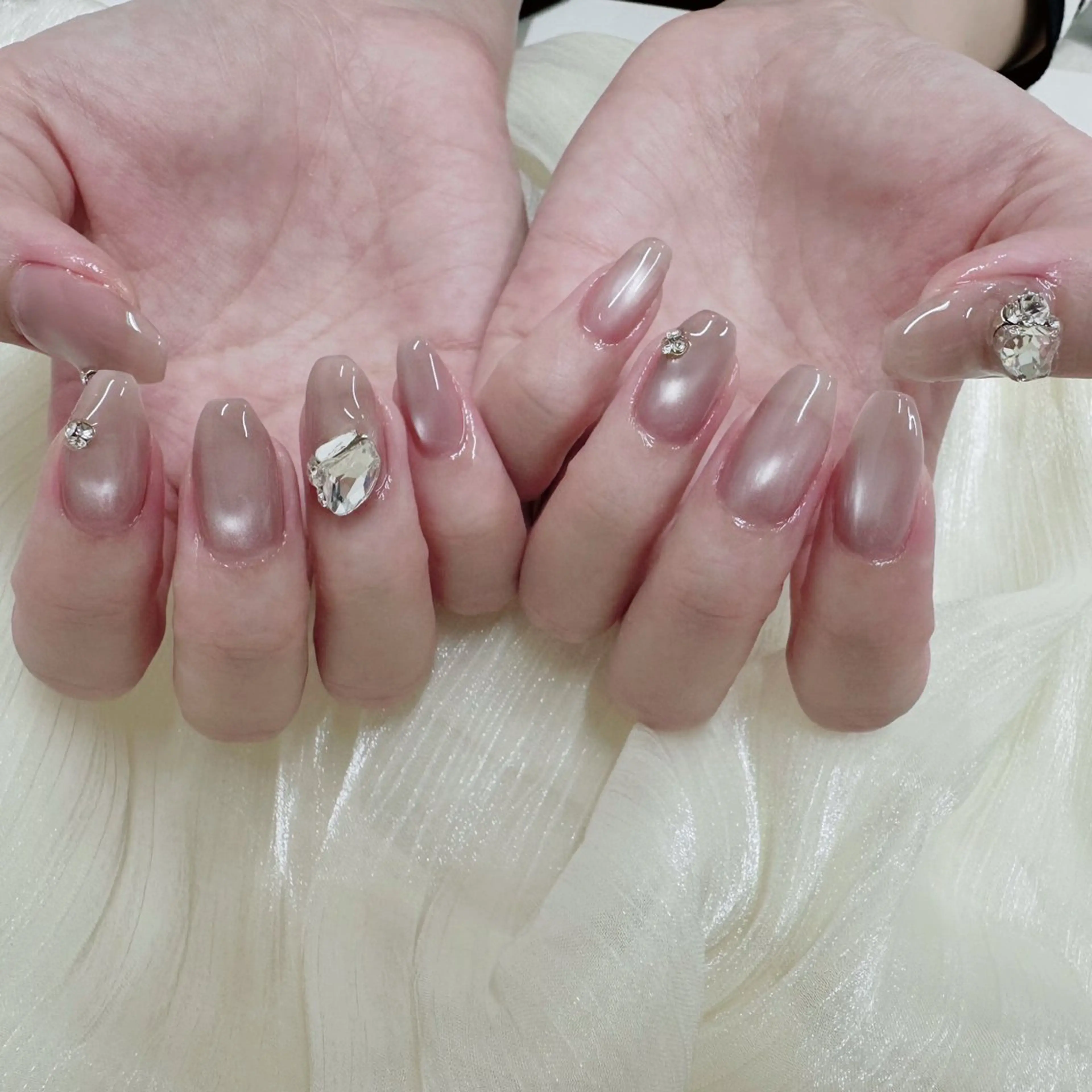 ネイル マグネットネイル オフィスネイル ワンカラーネイル ピンク シンプルネイル ハンドネイル Salon GEMのネイルデザイン