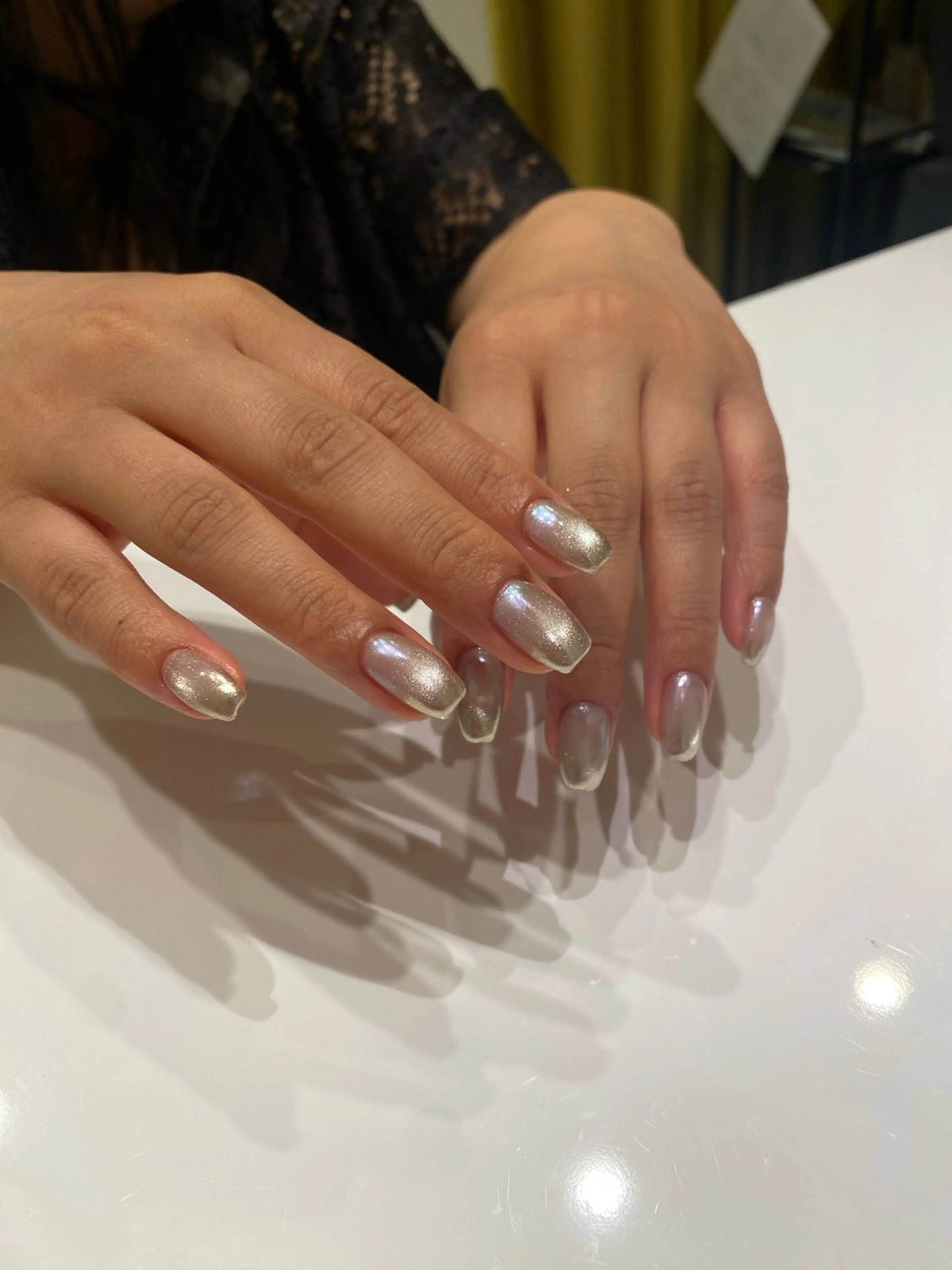 ネイル EARTH coiffure beaute 東松山店所属・町田 杏花のネイルデザイン