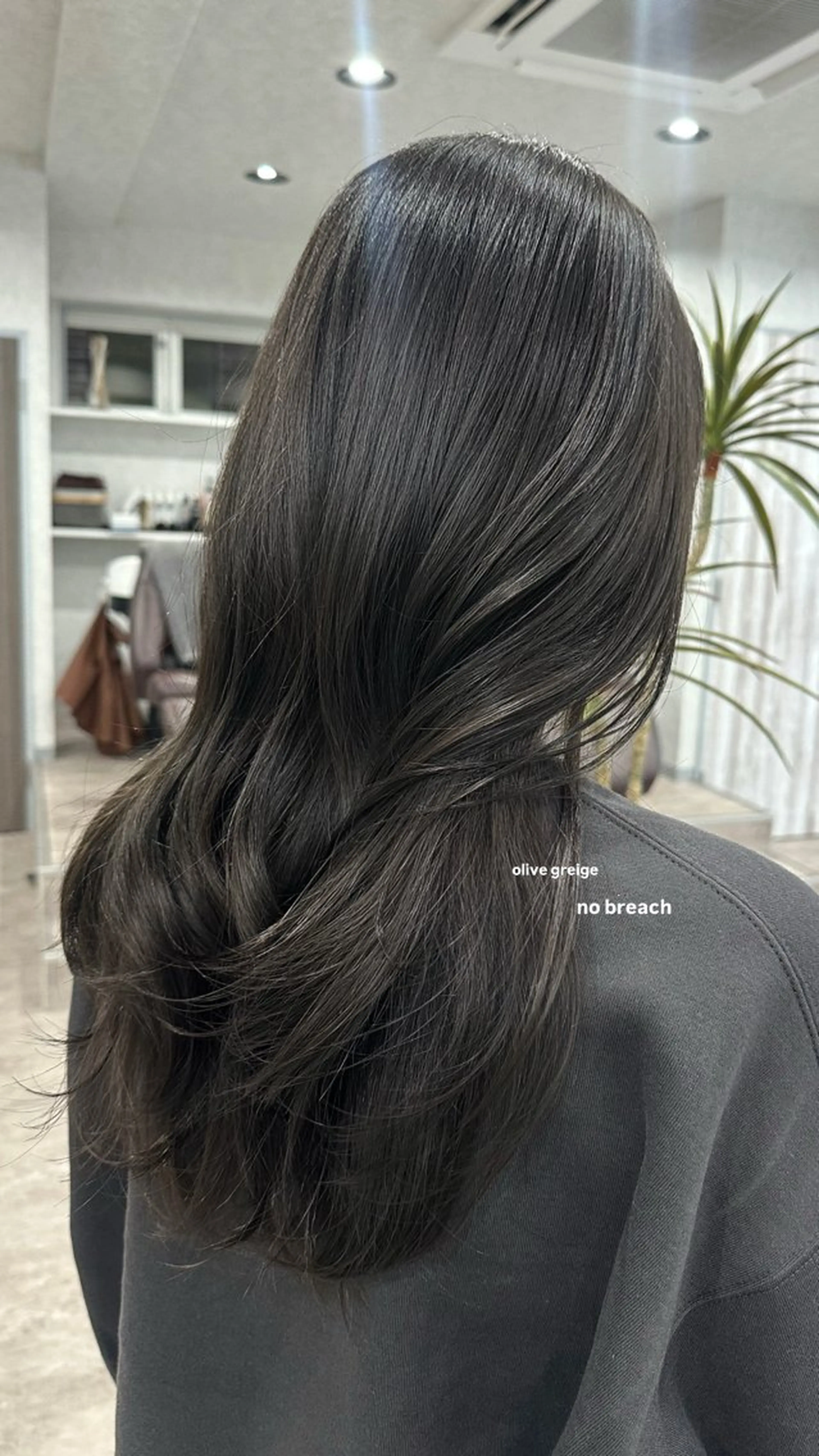 ロング カラー カット ヘアカラー トリートメント v-lab studio所属・韓国レイヤーカット/ 艶カラー/ noaのヘアスタイル