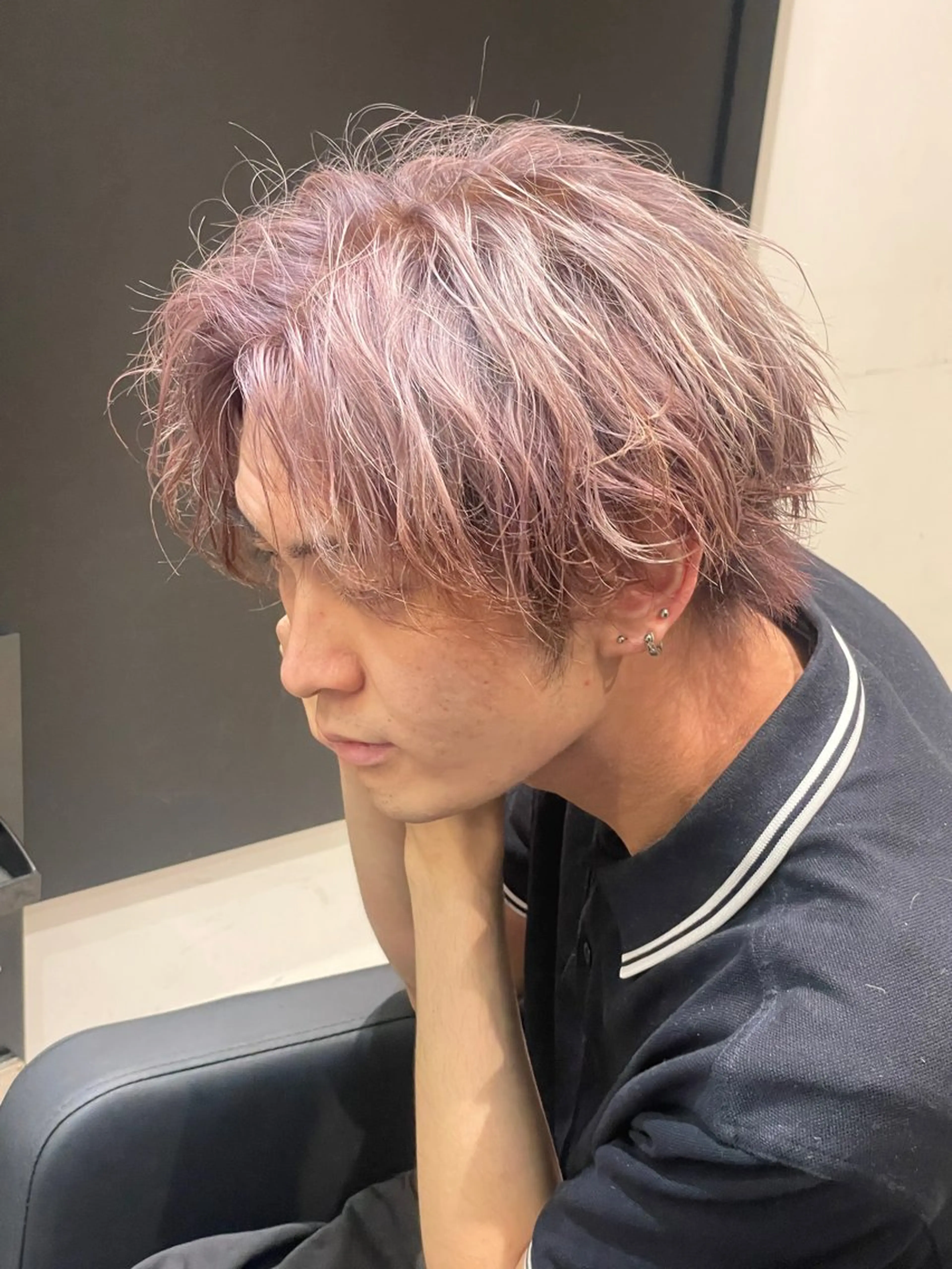 カラー ヘアカラー 韓国風コテ巻きパーマ 北田陸斗🫧のヘアスタイル