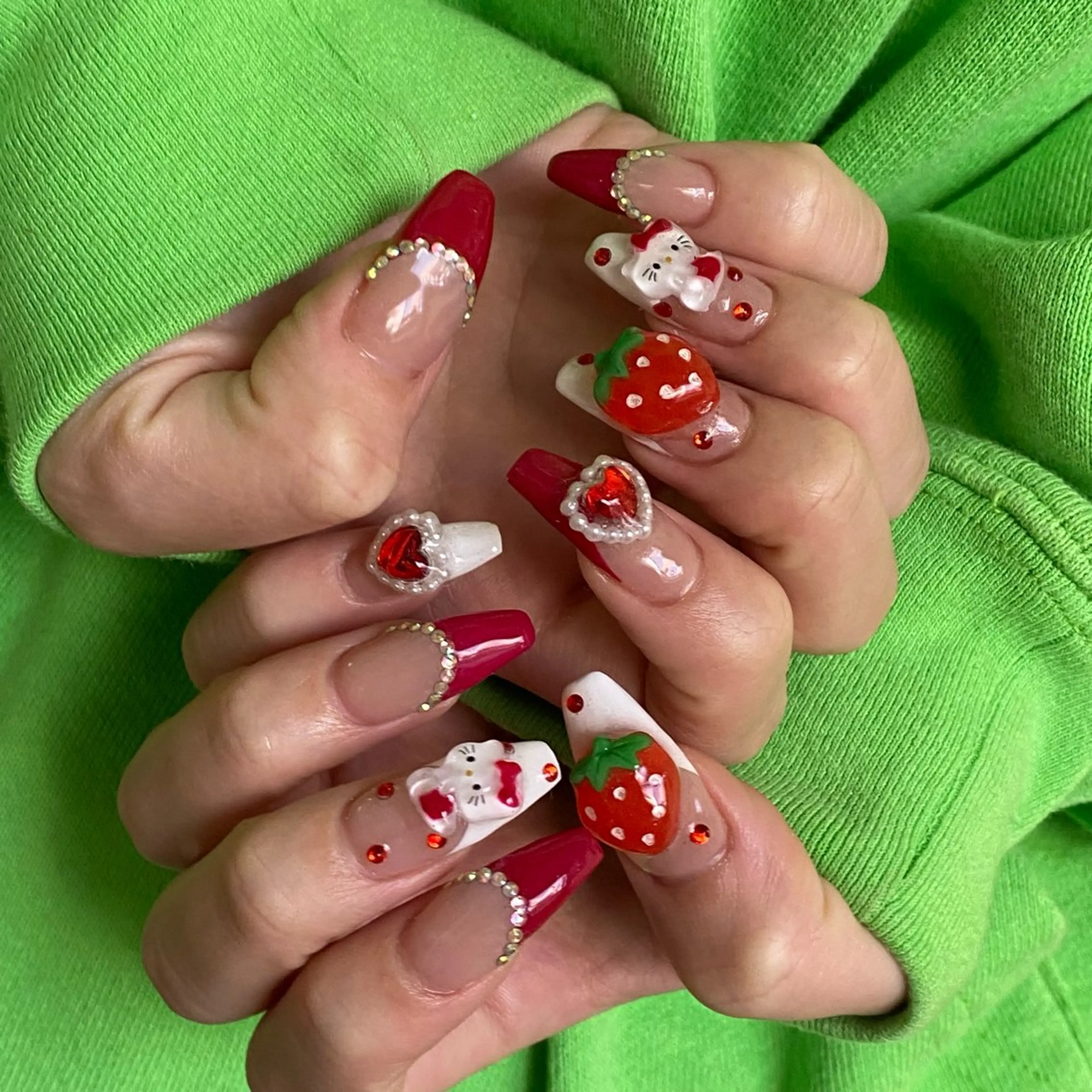 ネイル ハンドネイル フットネイル Nik💖🪽 nailのネイルデザイン