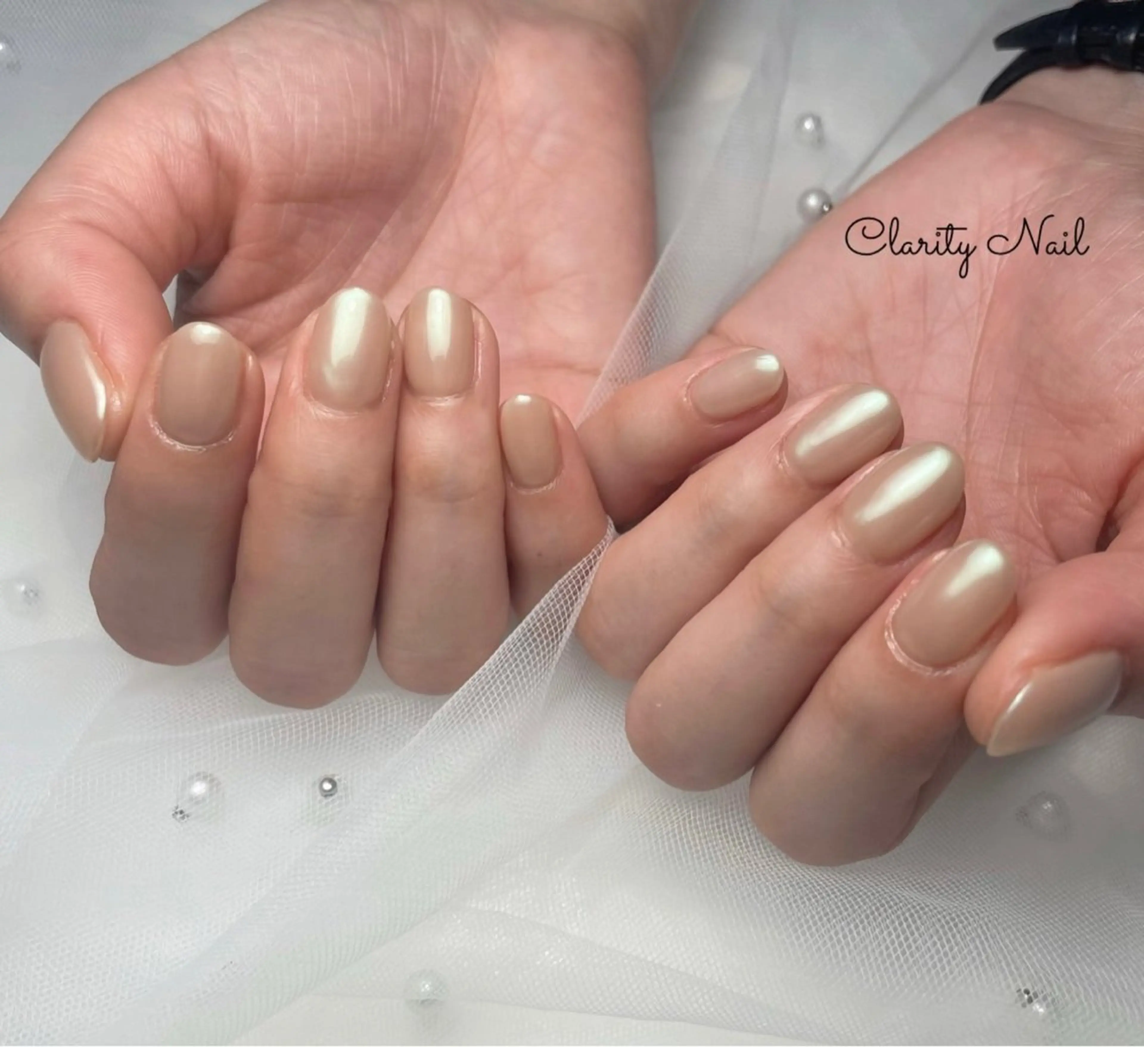 ネイル オーロラネイル ワンカラーネイル ハンドネイル Clarity Nailのネイルデザイン