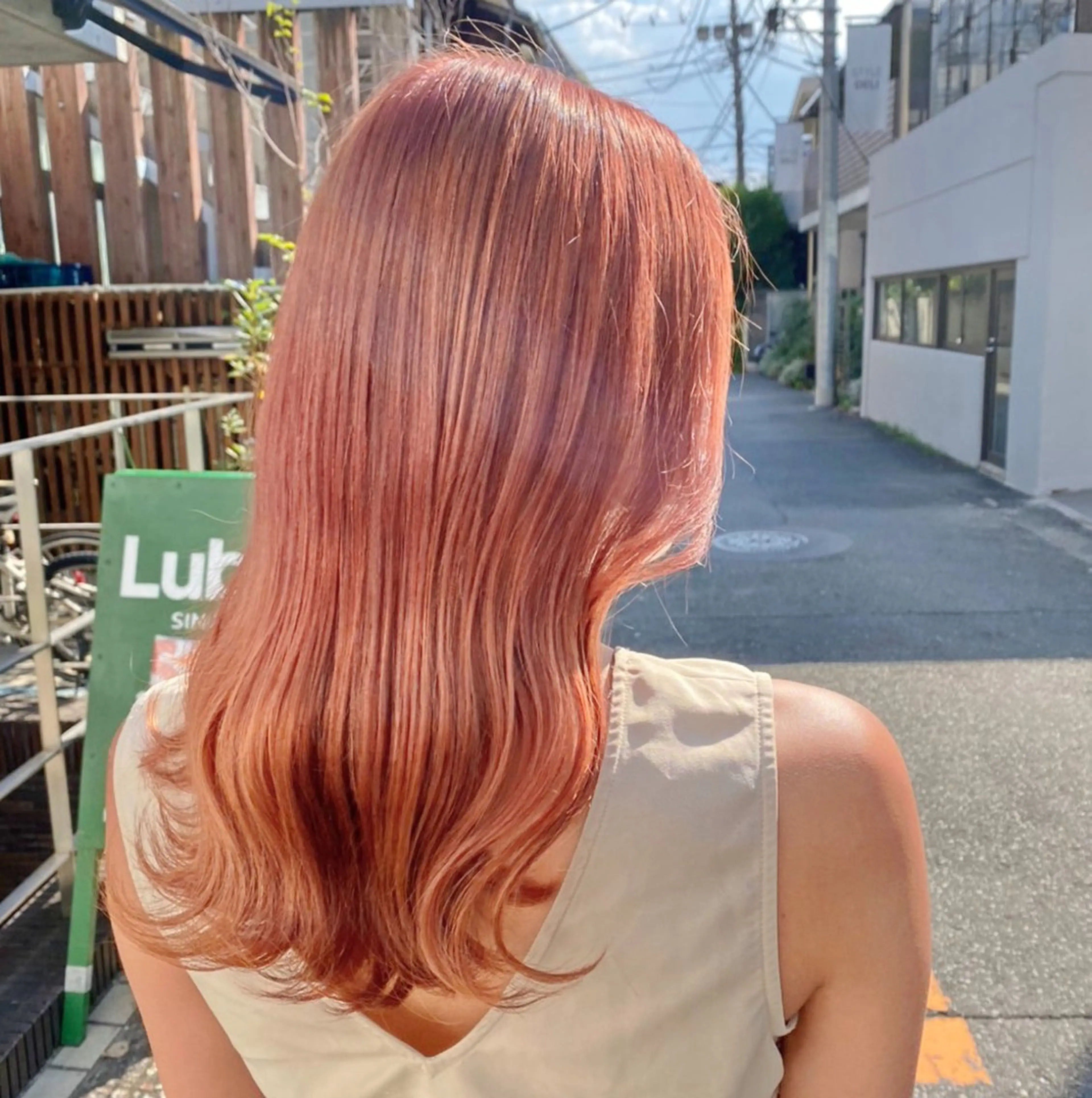 ロング YUUKI/艶カラー レイヤーカットのヘアスタイル