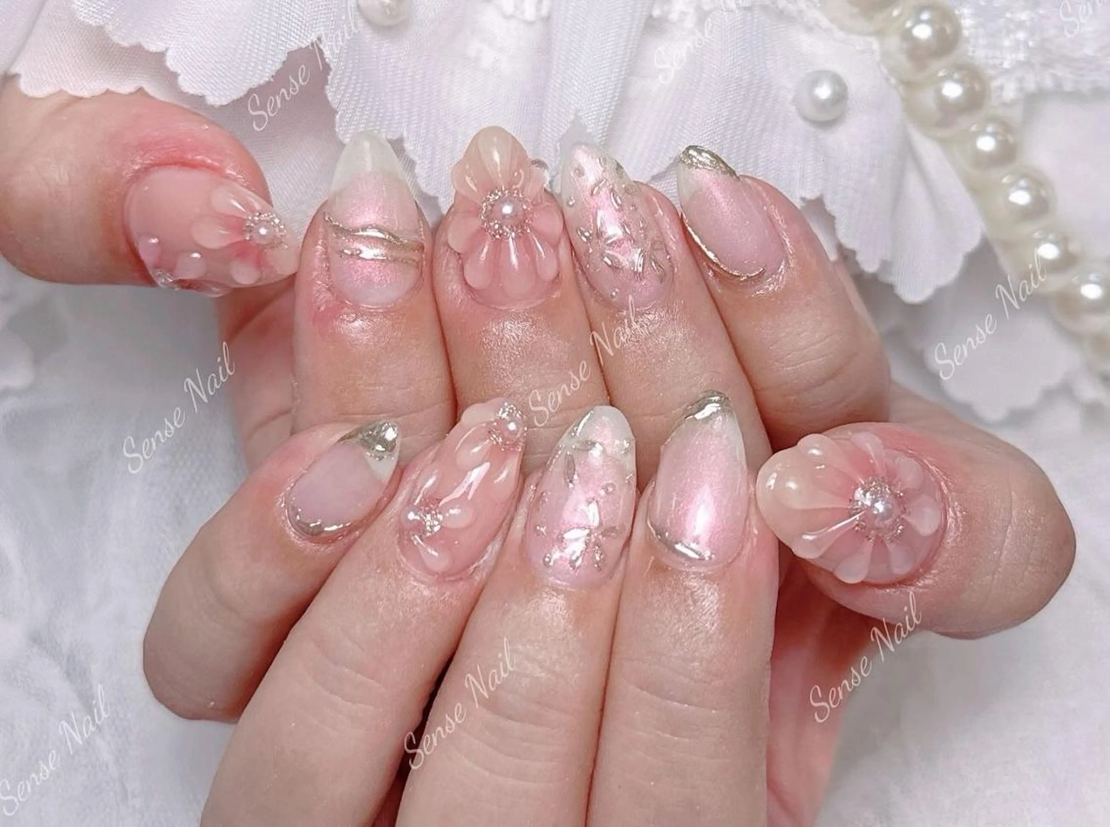 ネイル ハンドネイル Queening 🦋のネイルデザイン