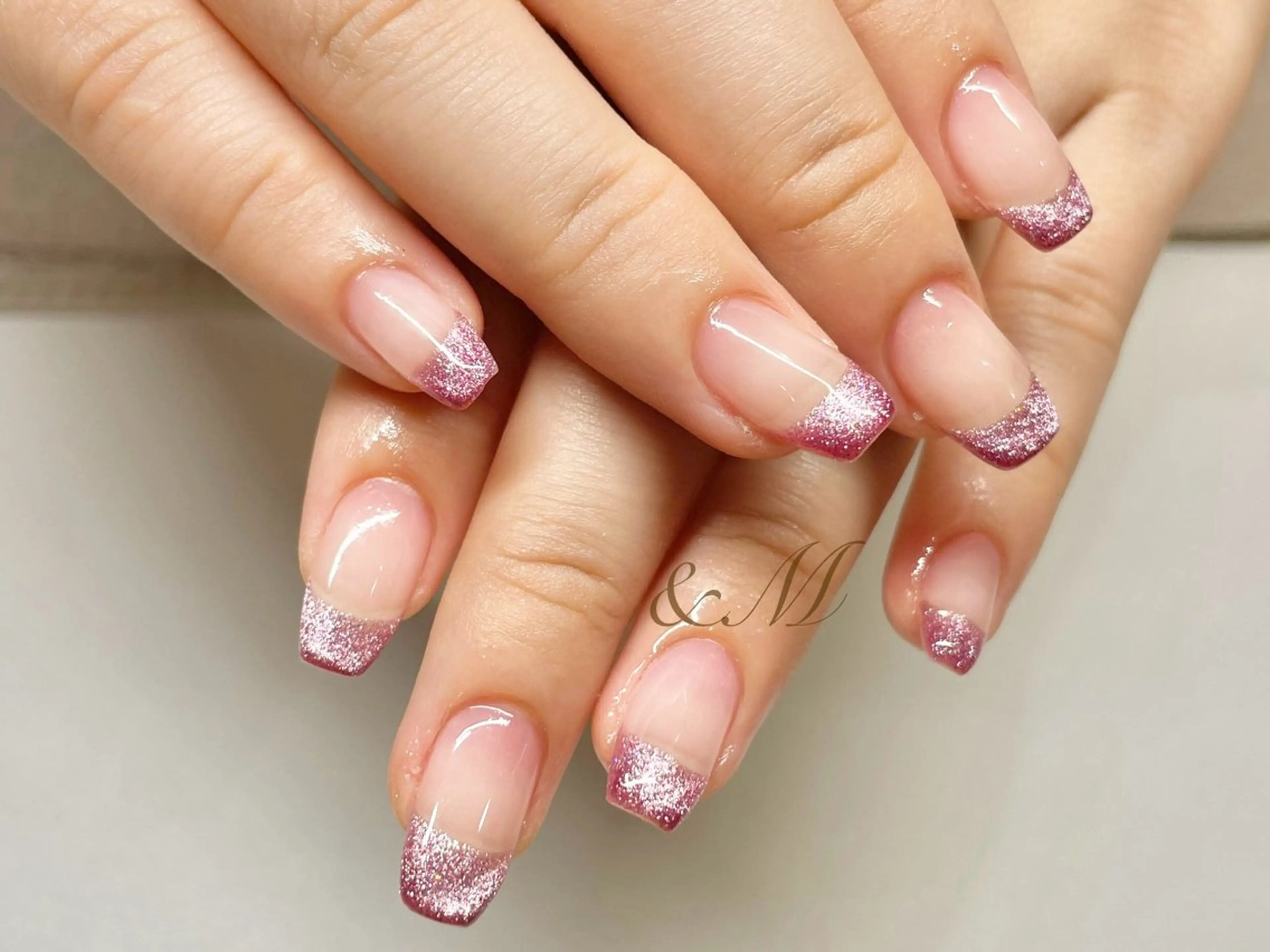 【マグネット💅フレンチ】　⭐️フィルインの写真