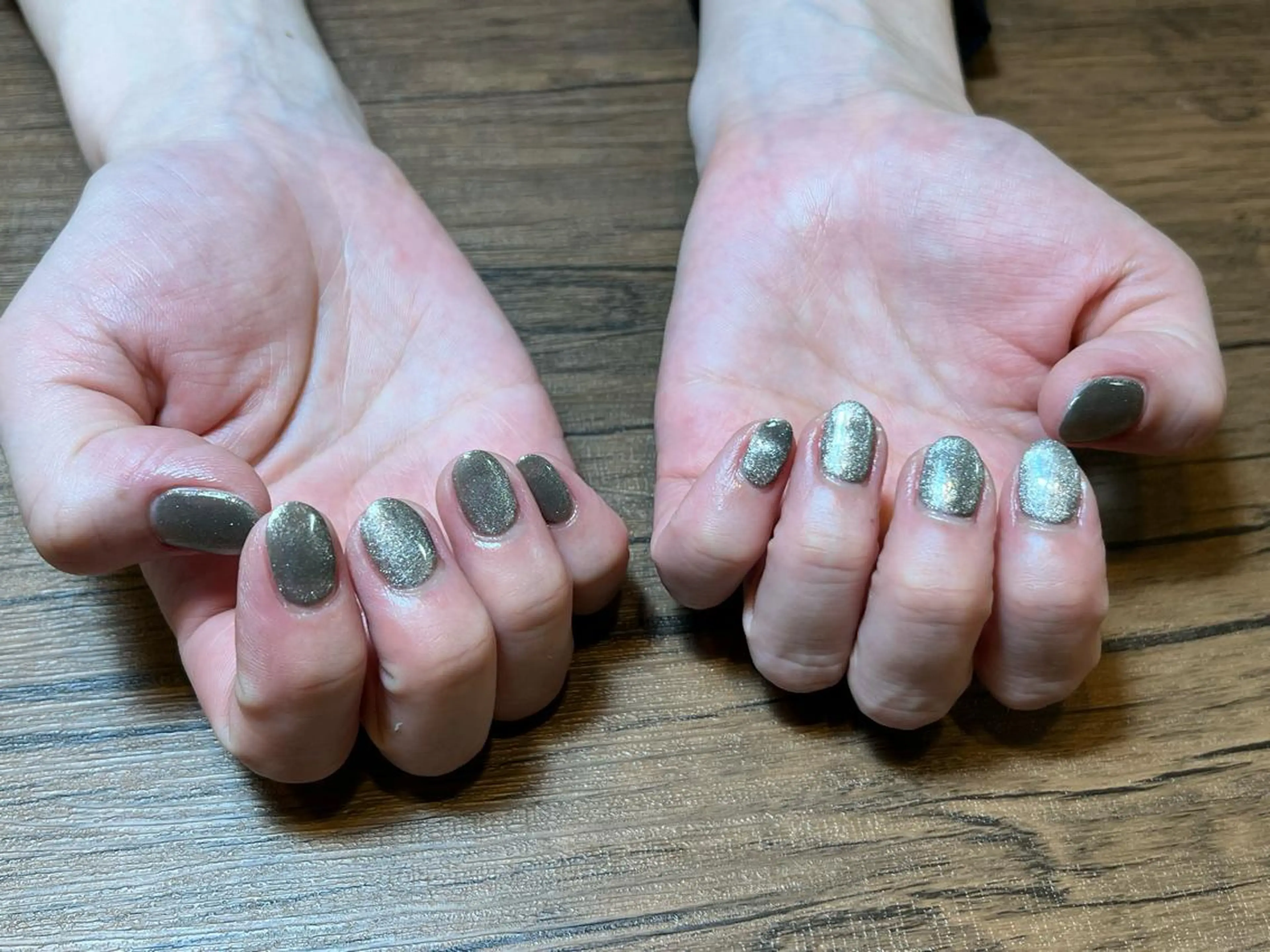 ネイル マグネットネイル マグネットワンカラー ワンカラーネイル HENRIETTA NAILSALONのネイルデザイン