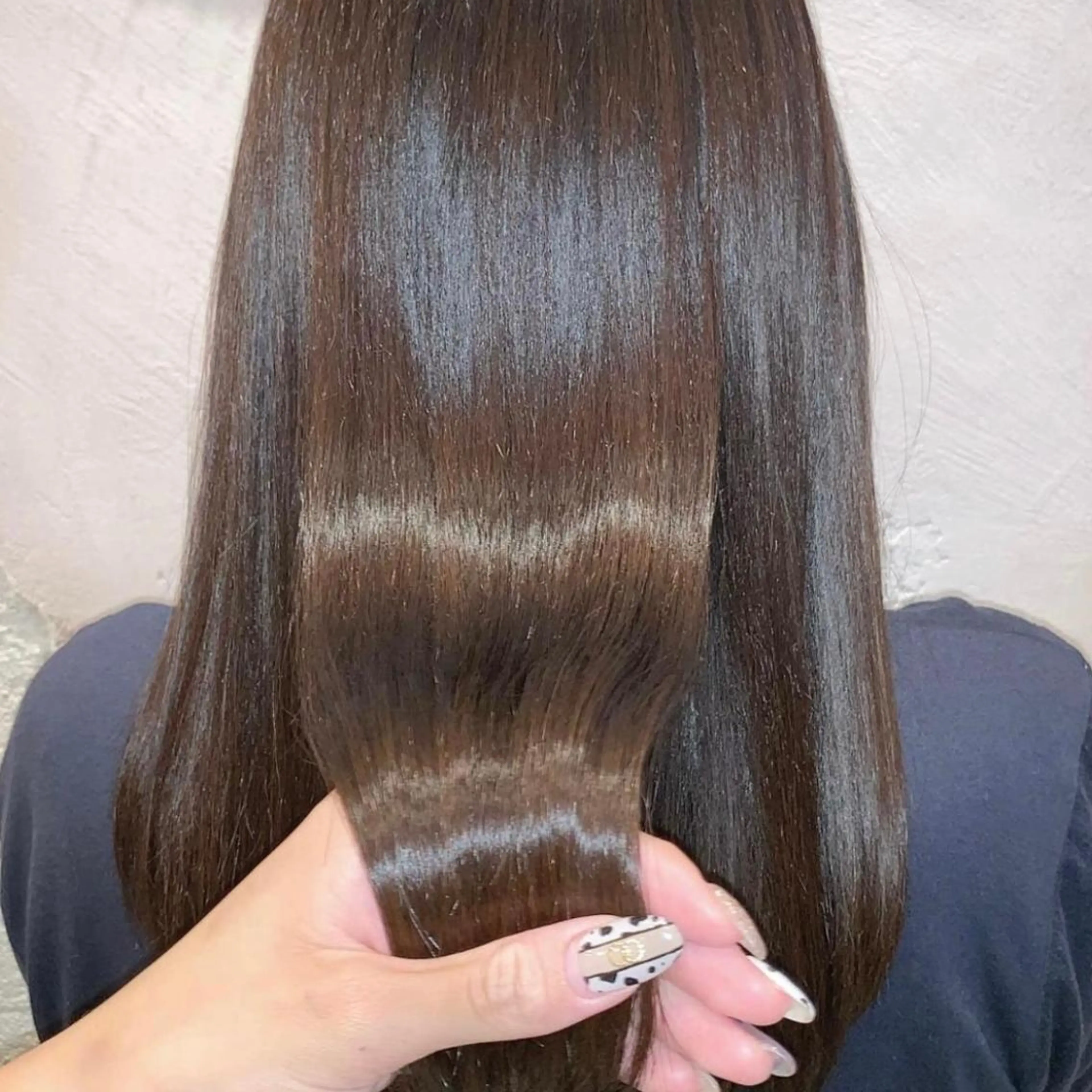 セミロング トリートメント 酒井 里穂のヘアスタイル