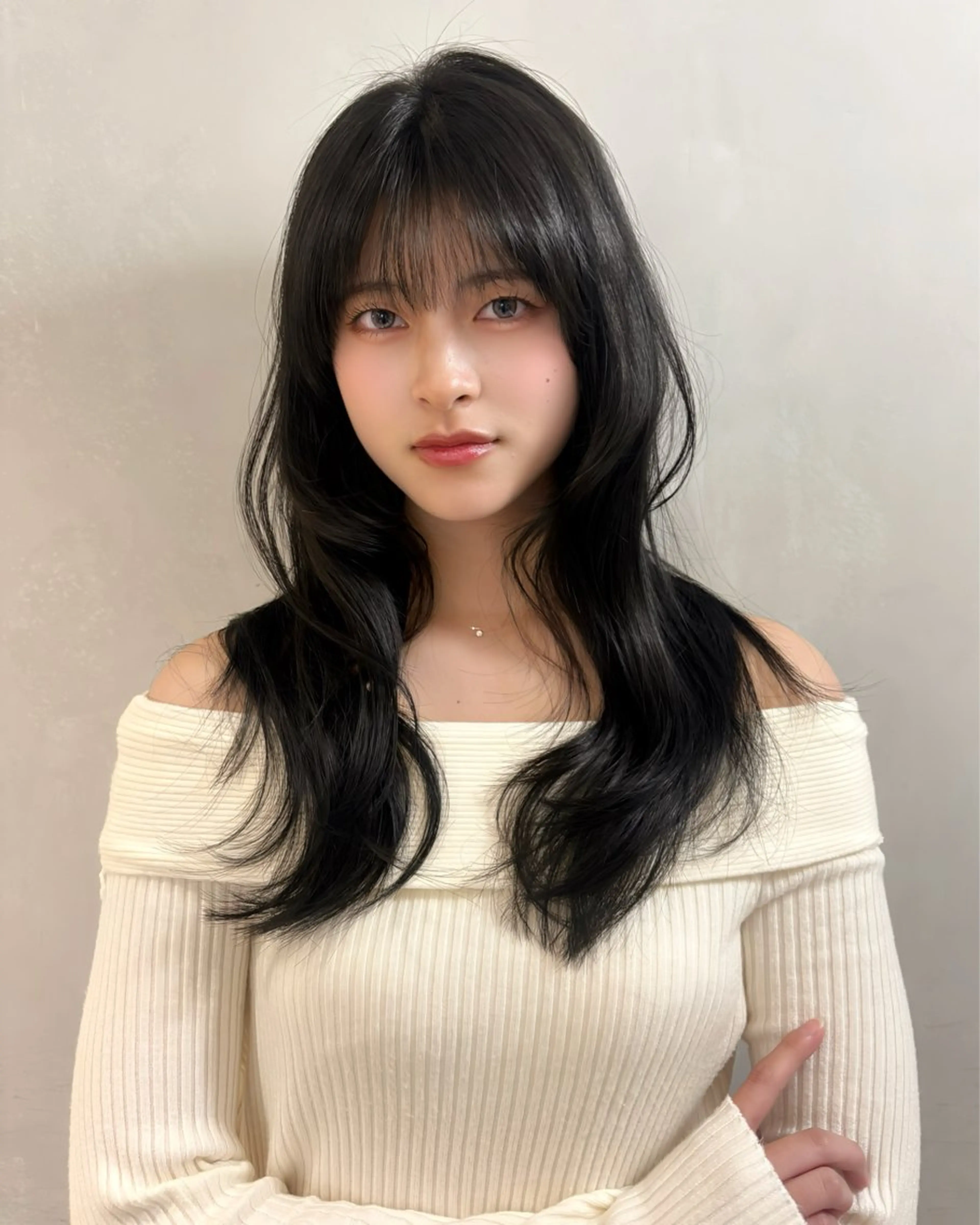ショート カラー カット ヘアカラー トリートメント 浅倉艶🐈‍⬛ /ウルフ/レイヤーのヘアスタイル