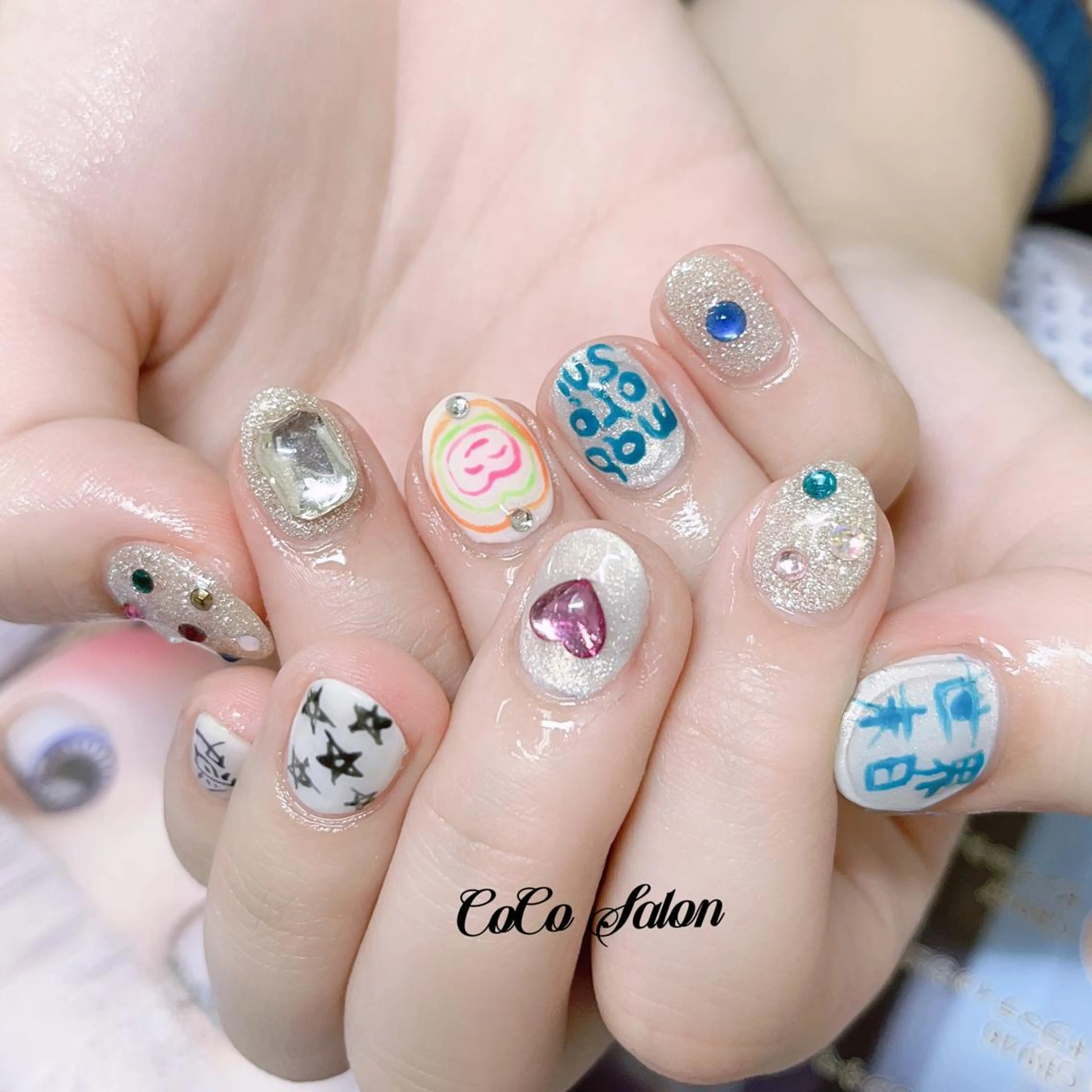 ネイル 長さ出し ジェルネイル ハート キラキラネイル 韓国ネイル ハンドネイル CoCoSalon ネイル/まつ毛予約のネイルデザイン