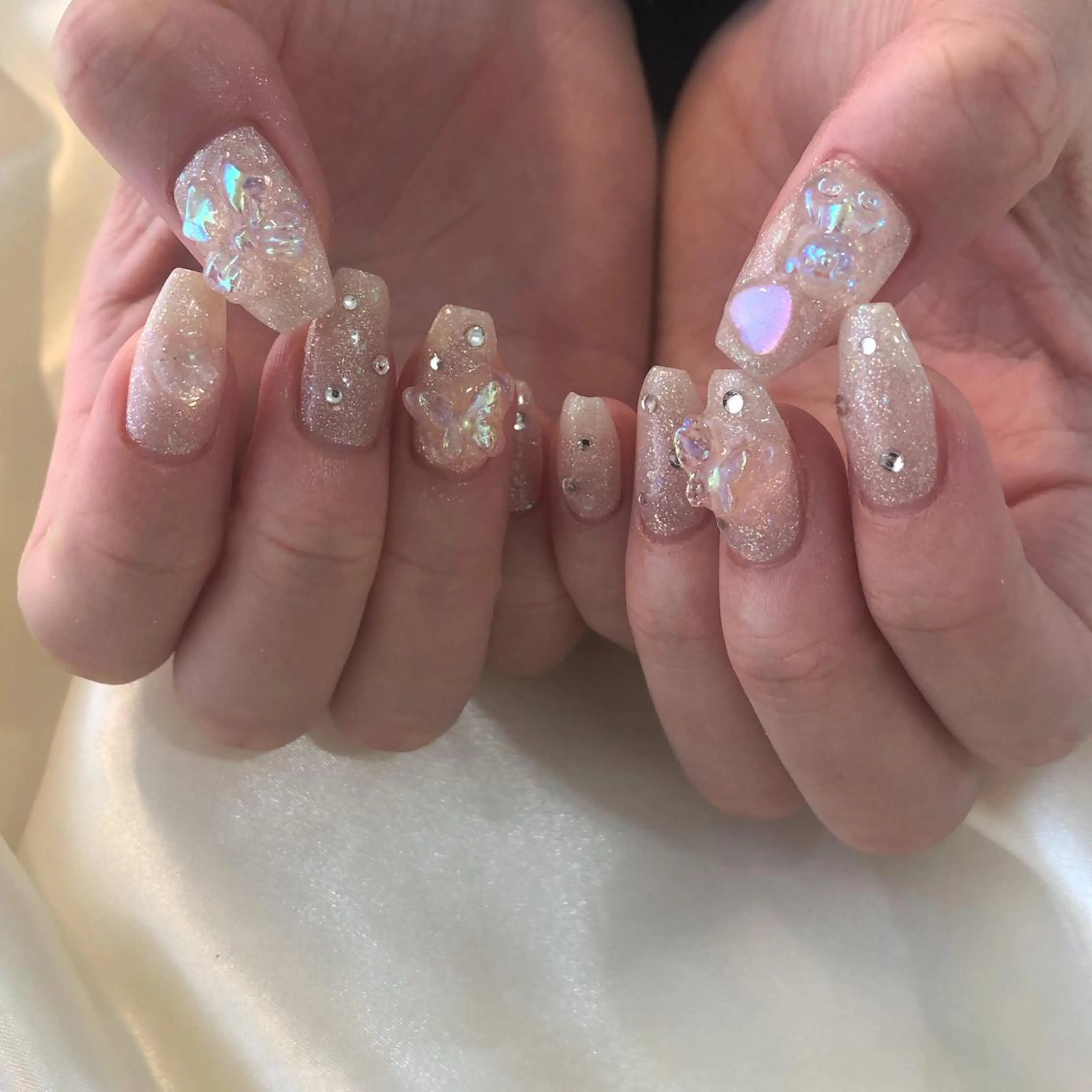 ネイル ハンドネイル ViViA momokaのネイルデザイン